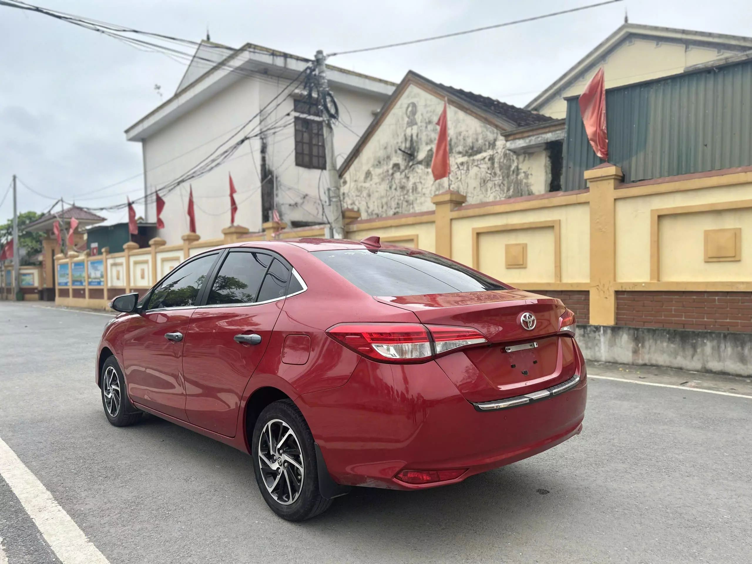 Chính Chủ Cần Bán Xe Vios E - Cvt 2022. Odo 5v Xịn-9