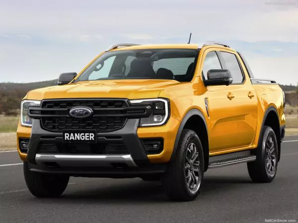 Ford Ranger 2024 - Chỉ cần trả trước gần 230tr đã có được xe Ford Ranger XLS 4x2 và kèm thêm các ưu đãi-0