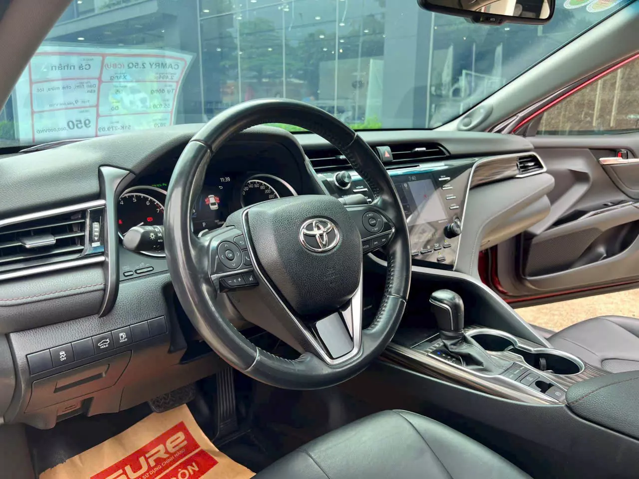 CAMRY 2.5Q SẴN HÀNG ĐẸP GIÁ TỐT-8