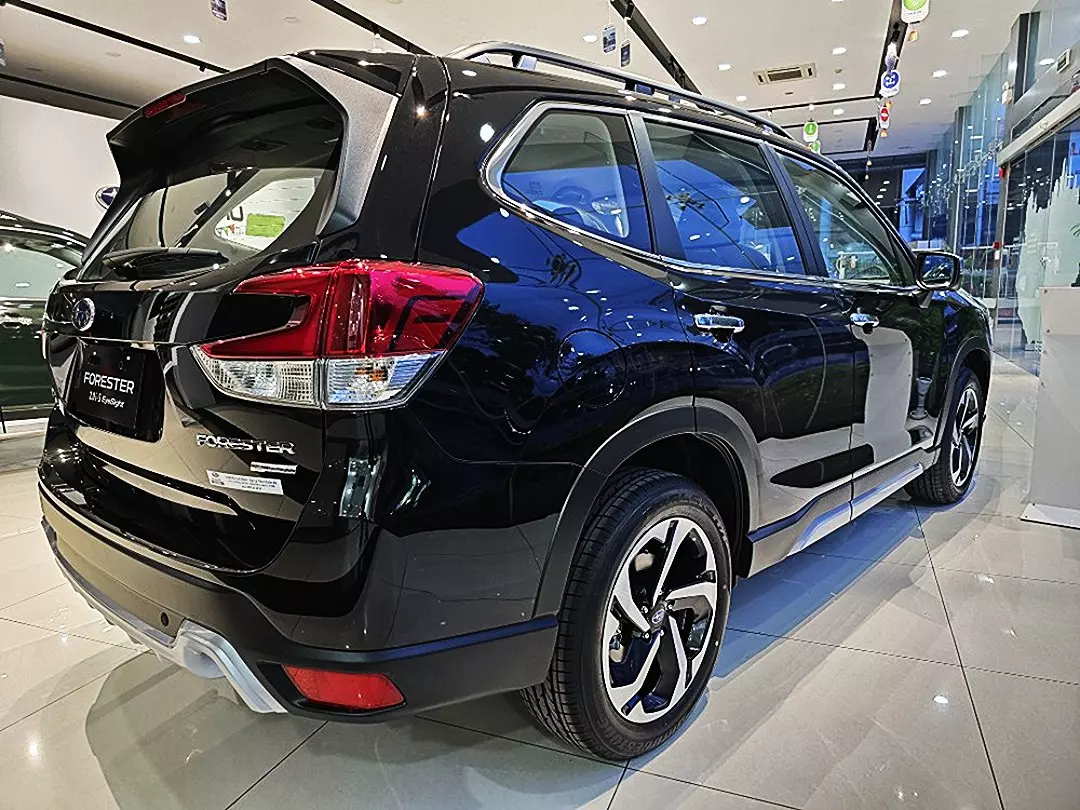 Giá mới các dòng xe Subaru - Ưu đãi lớn tháng 10-2