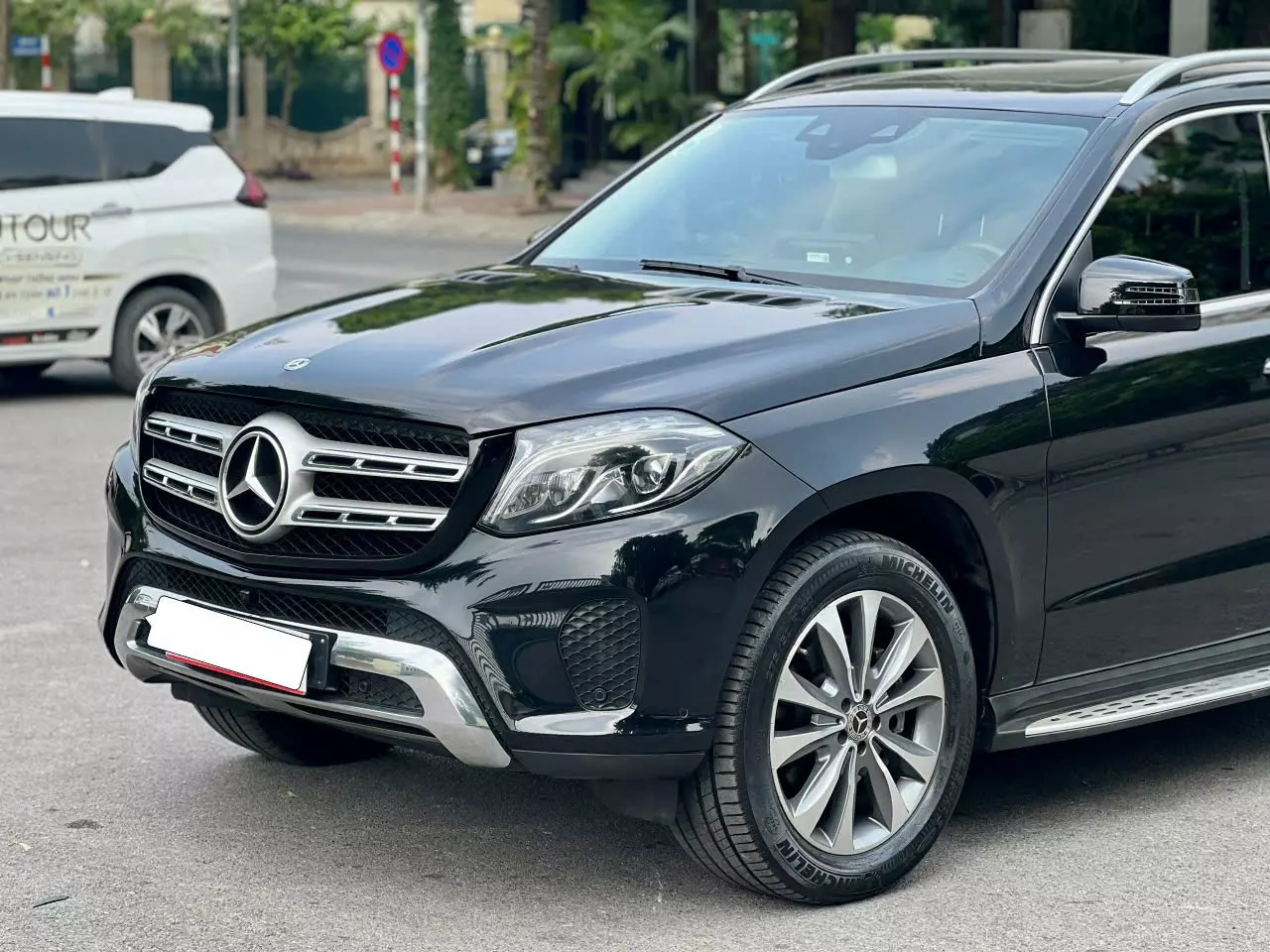 Mercedes-Benz GLS400 2018-4