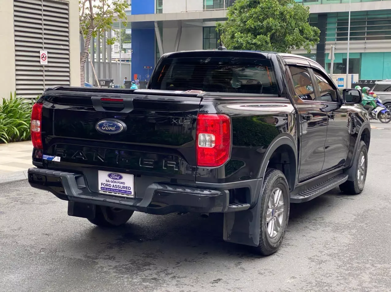 Bán xe Ford Ranger 2022, màu đen, giá 625tr Thương lượng lướt nhanh-5