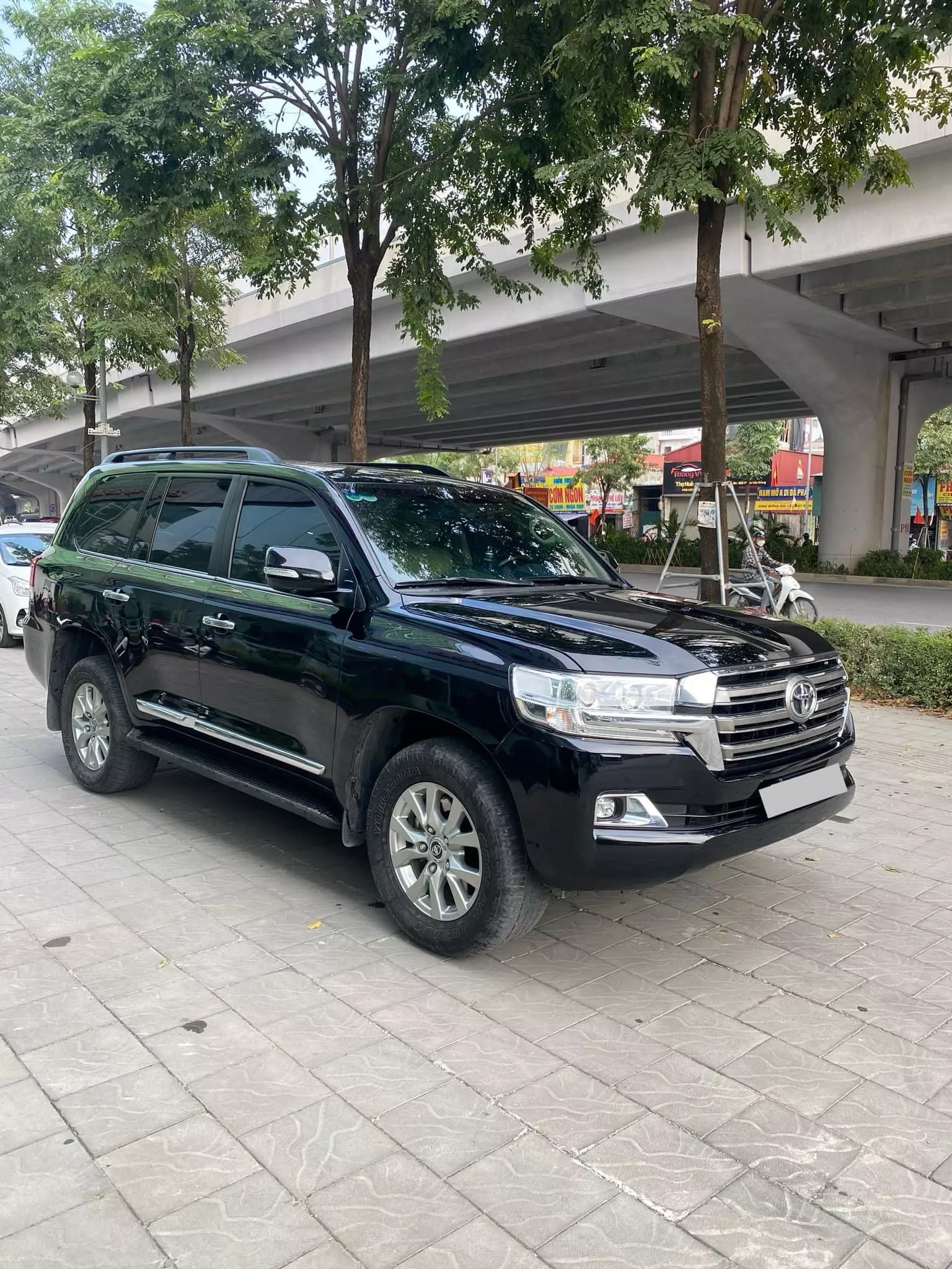 Bán Toyota Land Cruiser 4.6 V8 sản xuất 2016, biển Hà Nội.-2