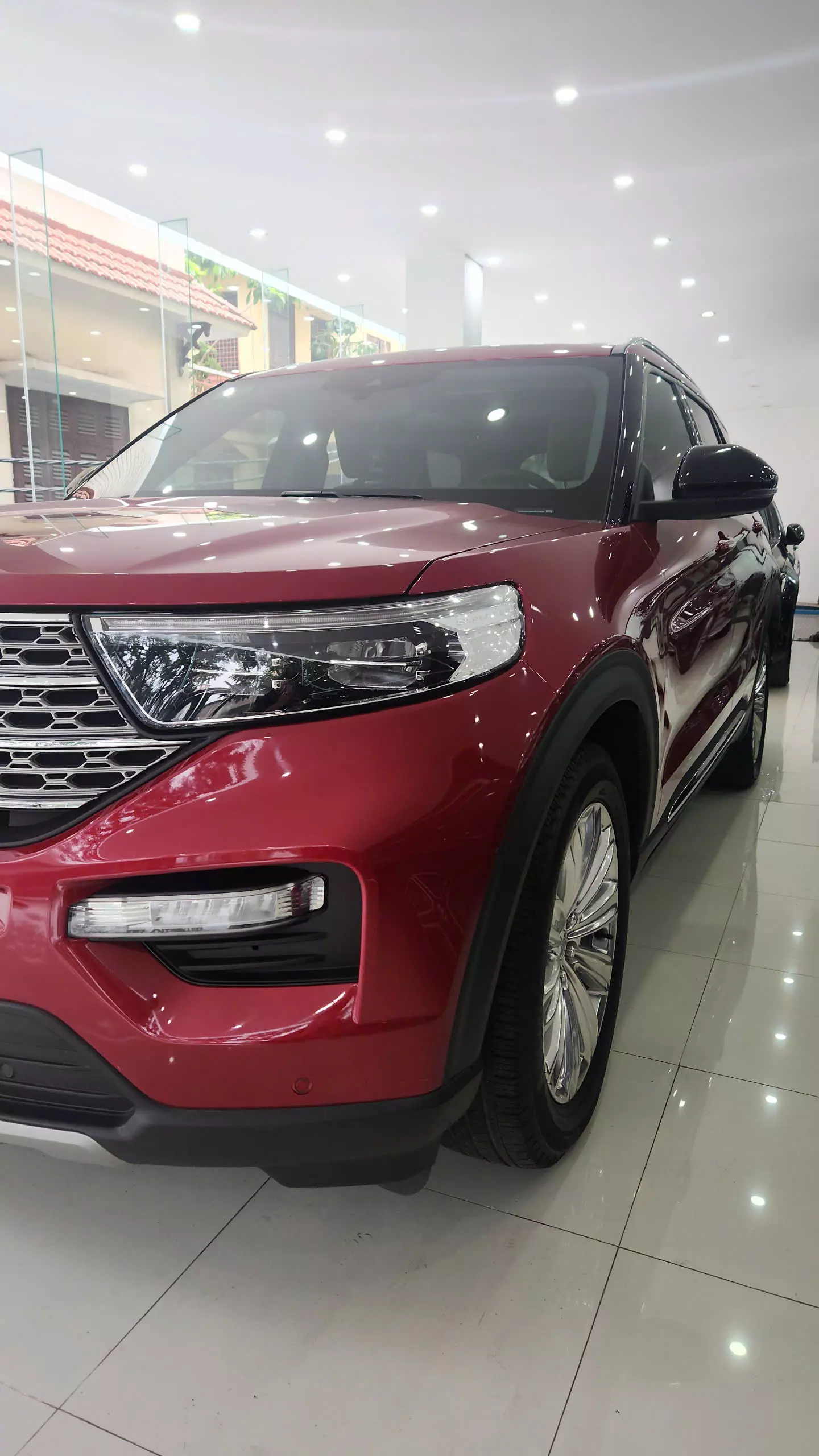 Cần bán Ford Explorer 2021, màu đỏ, nhập khẩu-6