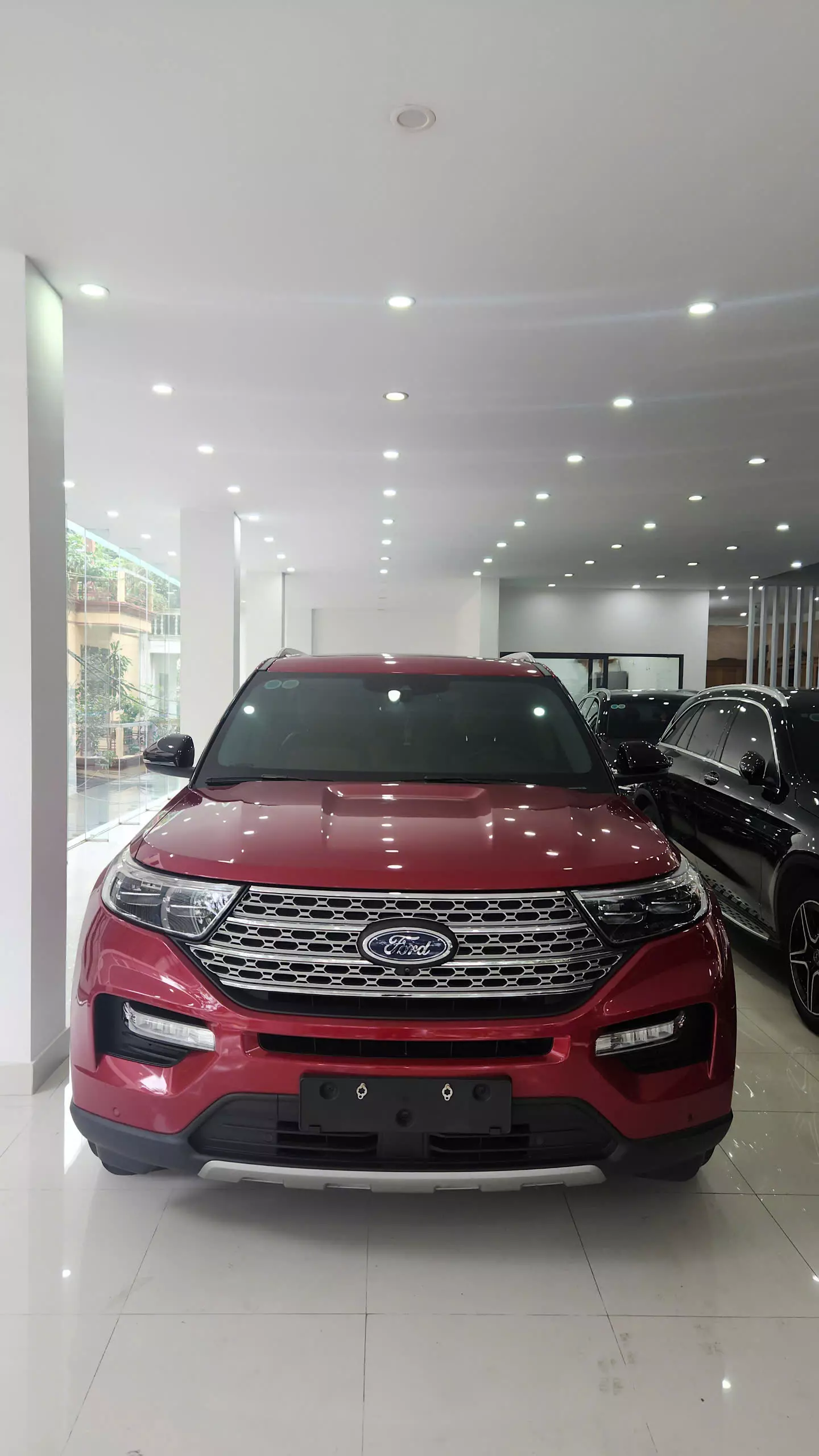 Cần bán Ford Explorer 2021, màu đỏ, nhập khẩu-8