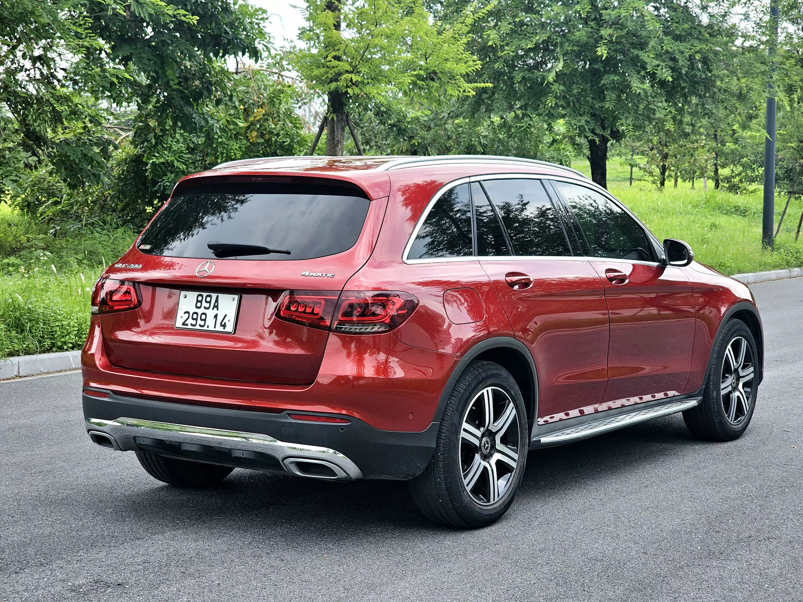 Bán Mercedes 4matic 2021, màu đỏ-4