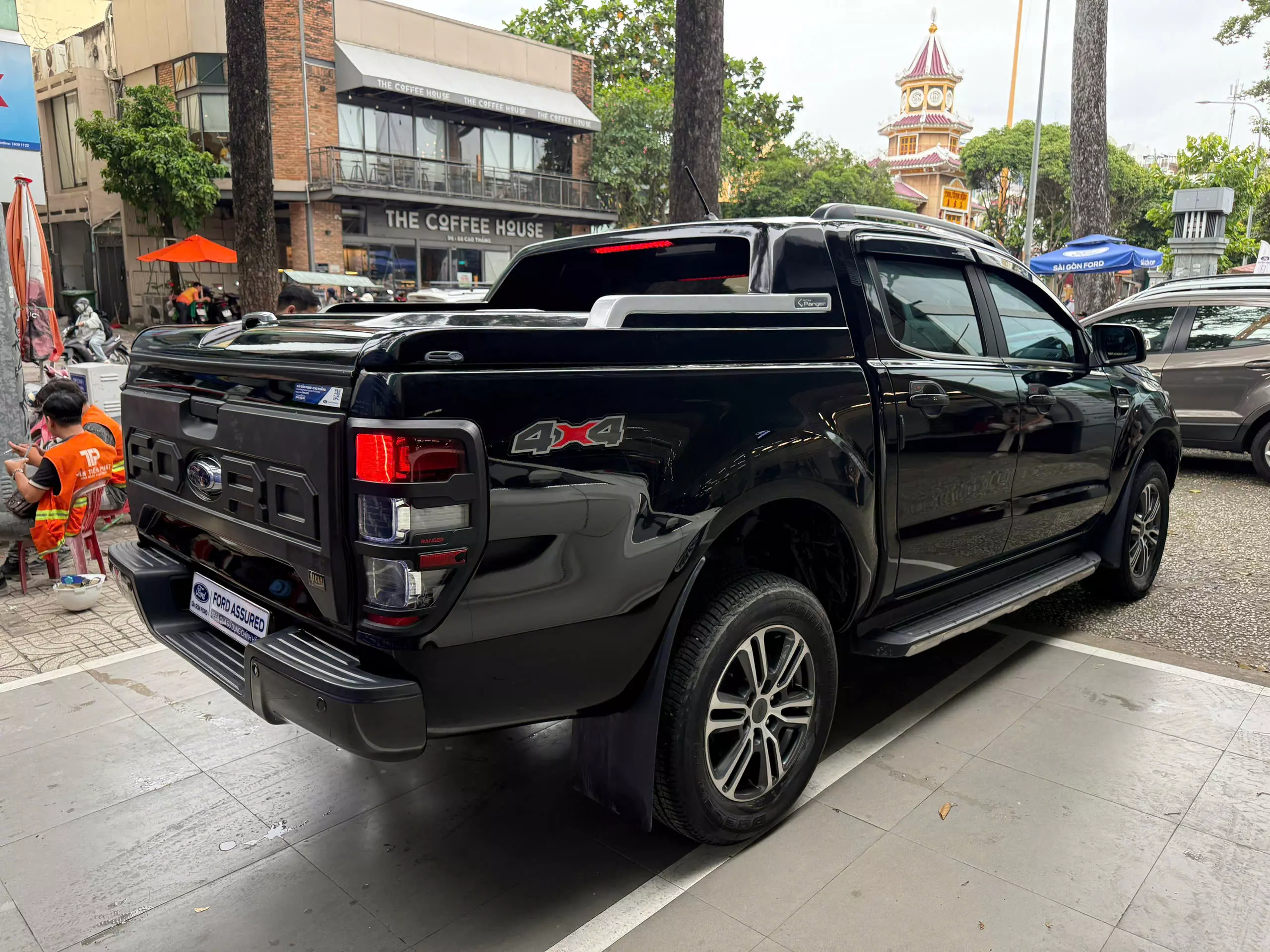 Cần bán xe Ford Ranger 2024, màu đen, 669 triệu có thương lượng-3