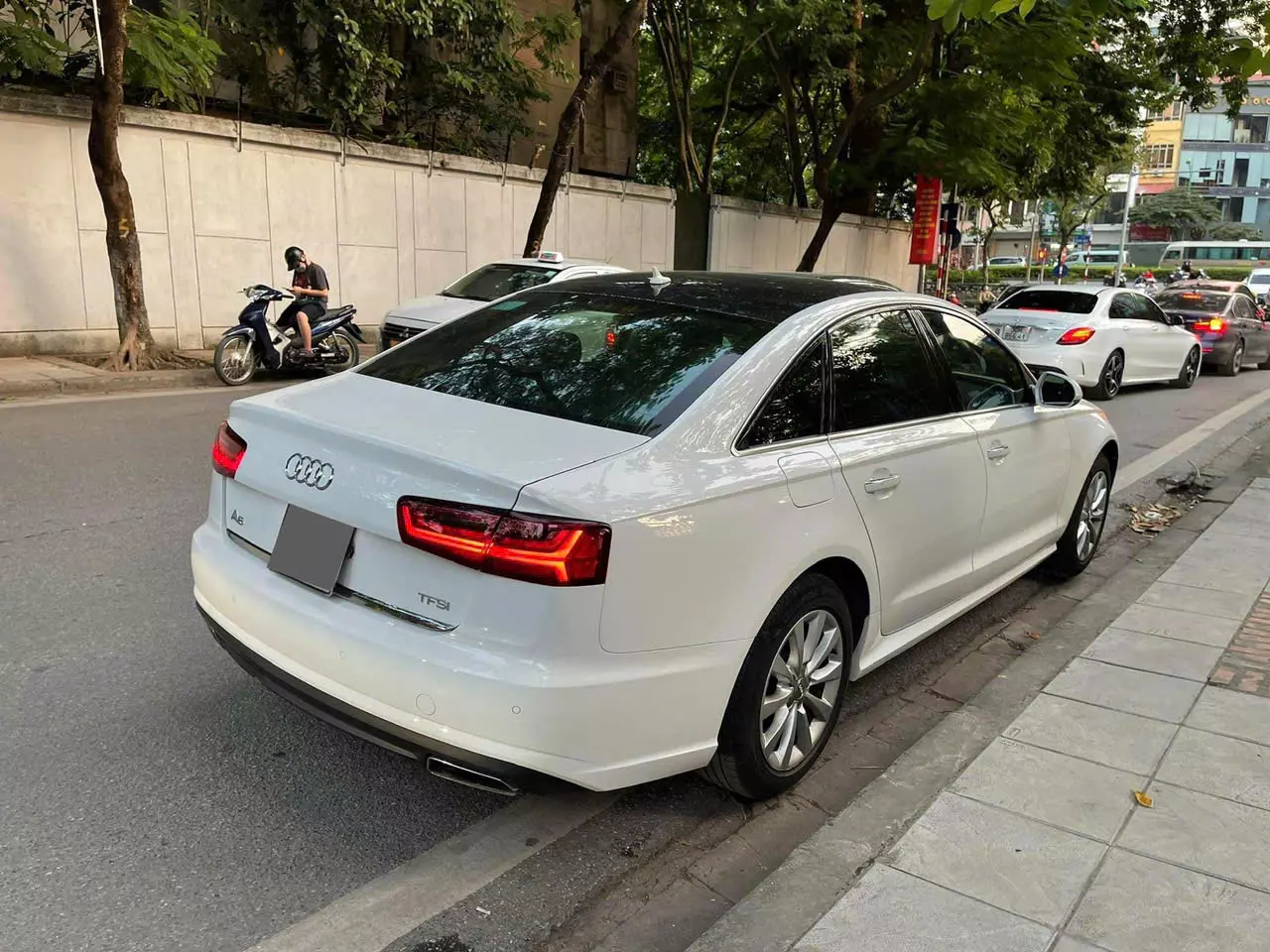 Cần bán Audi A6 2015, màu trắng, nhập khẩu nguyên chiếc-1