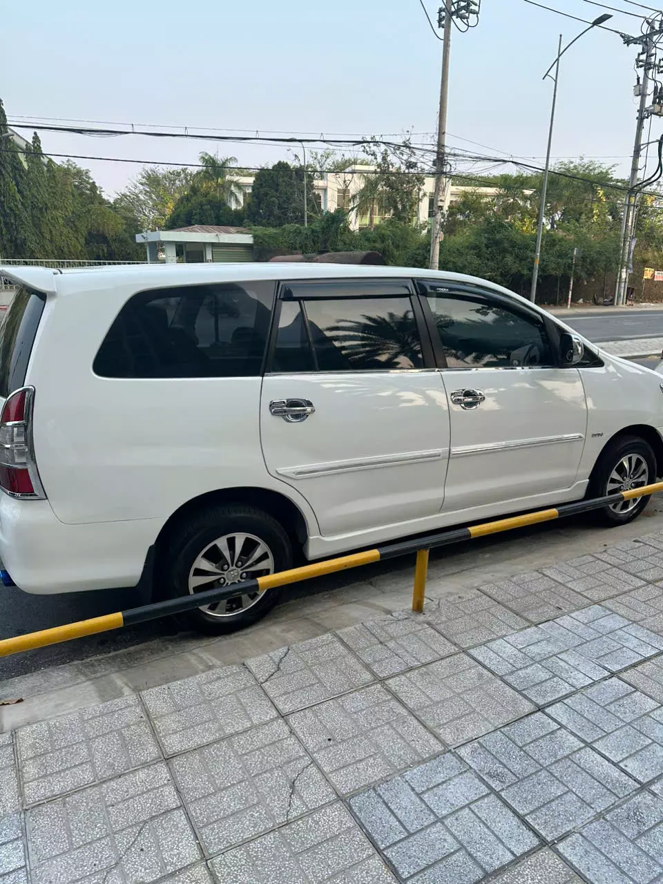 CHÍNH CHỦ CẦN BÁN XE INNOVA 2015-2