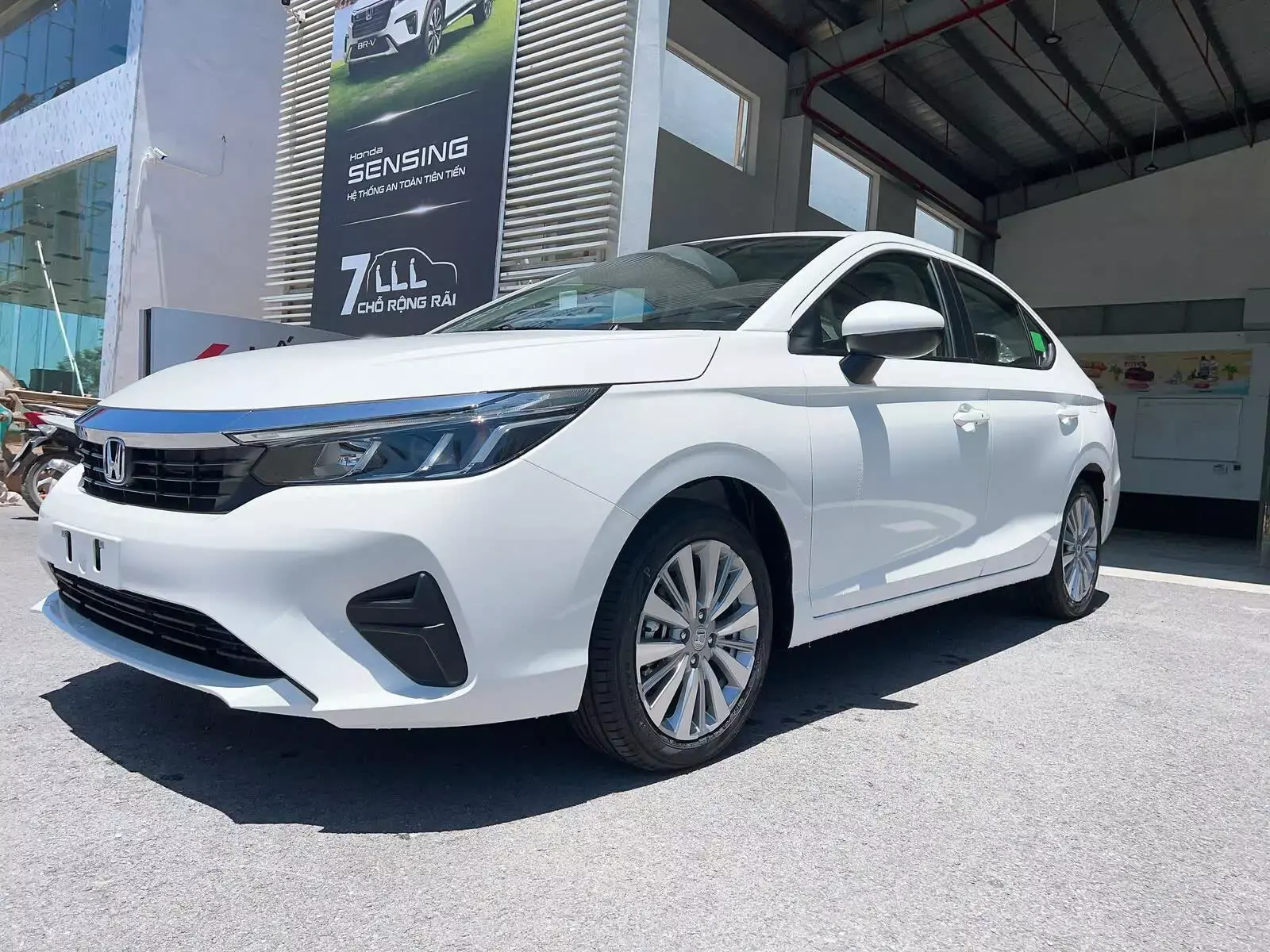 Honda Lần đầu tiên Giảm Giá Niêm Yết Xe-4