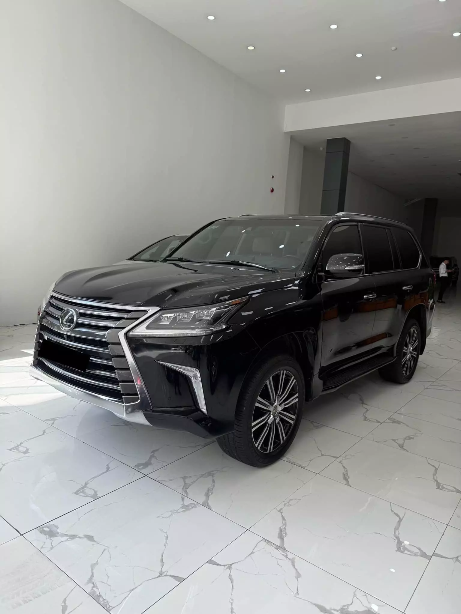 Bán Lexus LX570 nhập Mỹ 2016, xe nguyên bản cực mới.-1