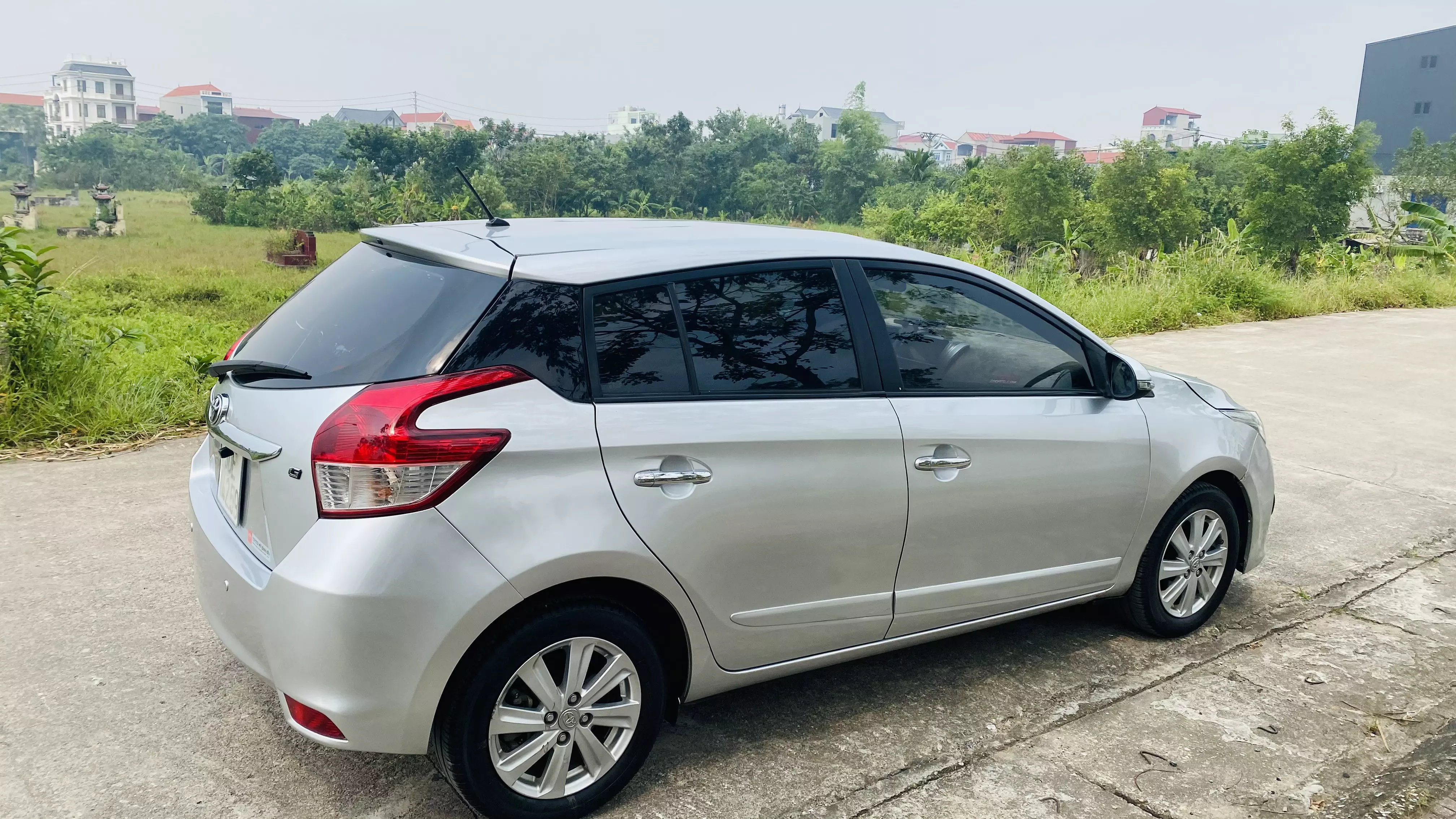 Toyota Yaris 2015 G CVT - 10300 km 2015 - Nhập Thái 1 chủ xe đẹp không lỗi nhỏ-0