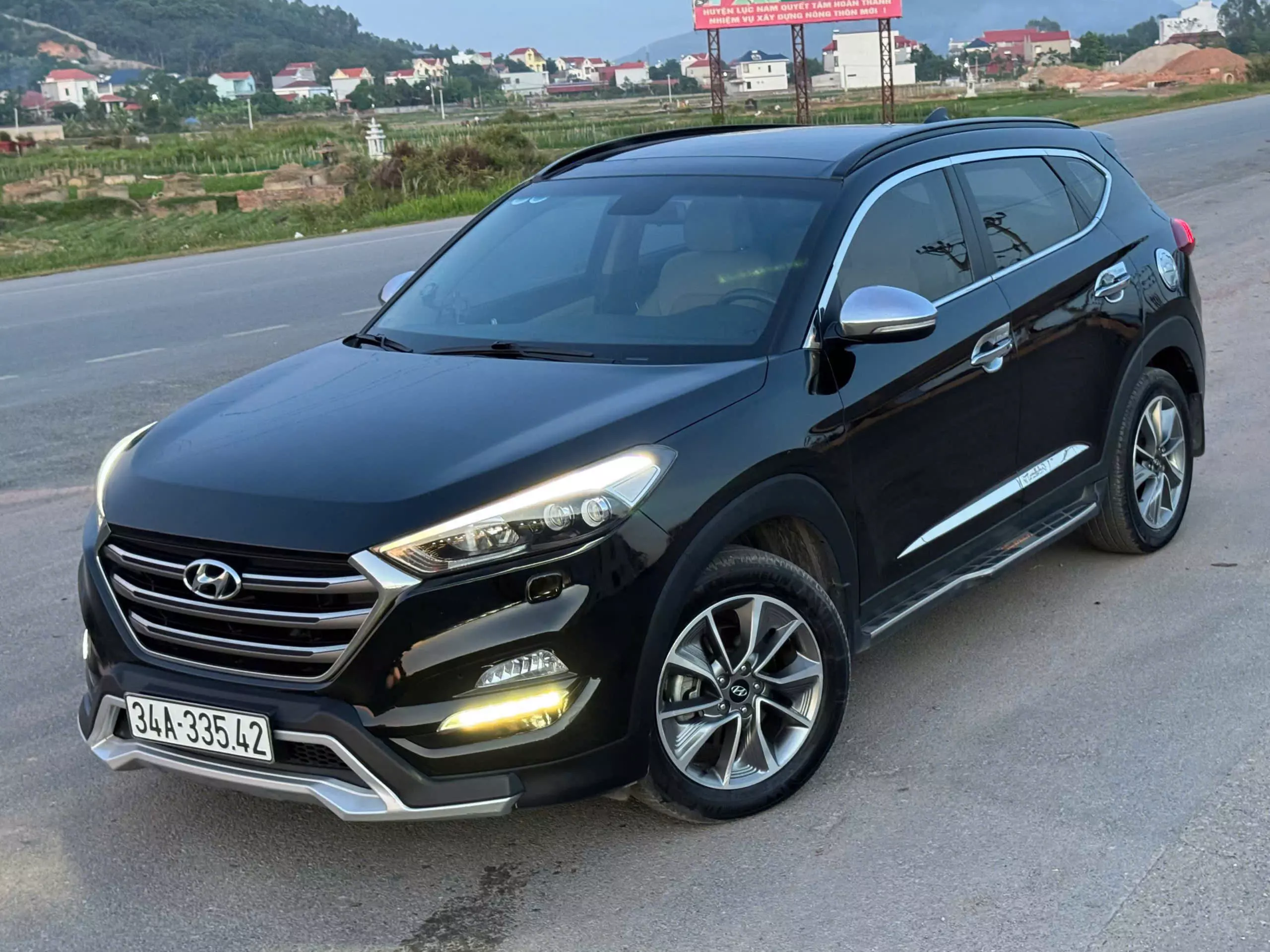 Hyundai Tucson 2018 siêu lướt - Chạy 60.000km, chất như mới!-4