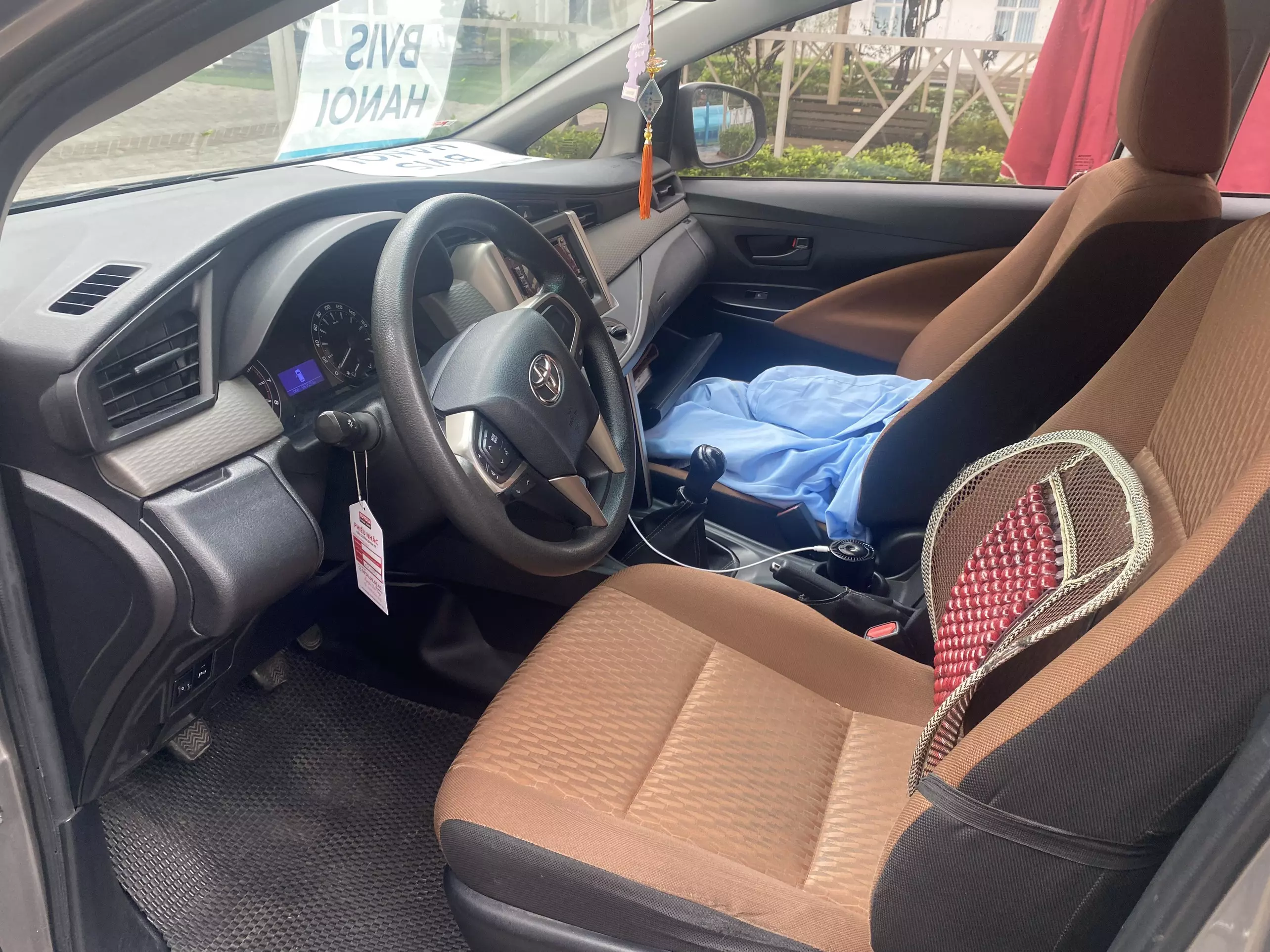 Thanh lý xe Toyota Innova 2016-1