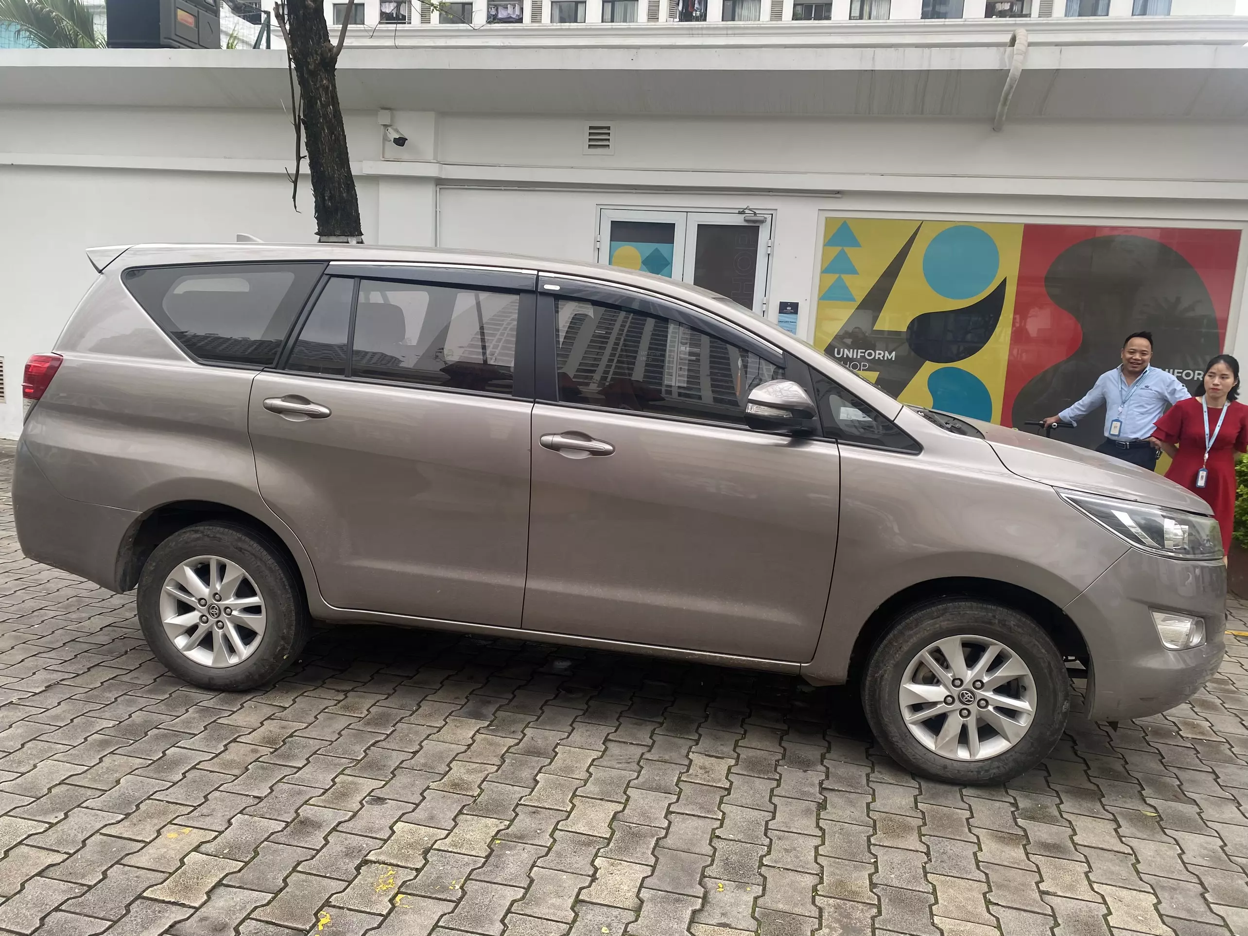 Thanh lý xe Toyota Innova 2016-4