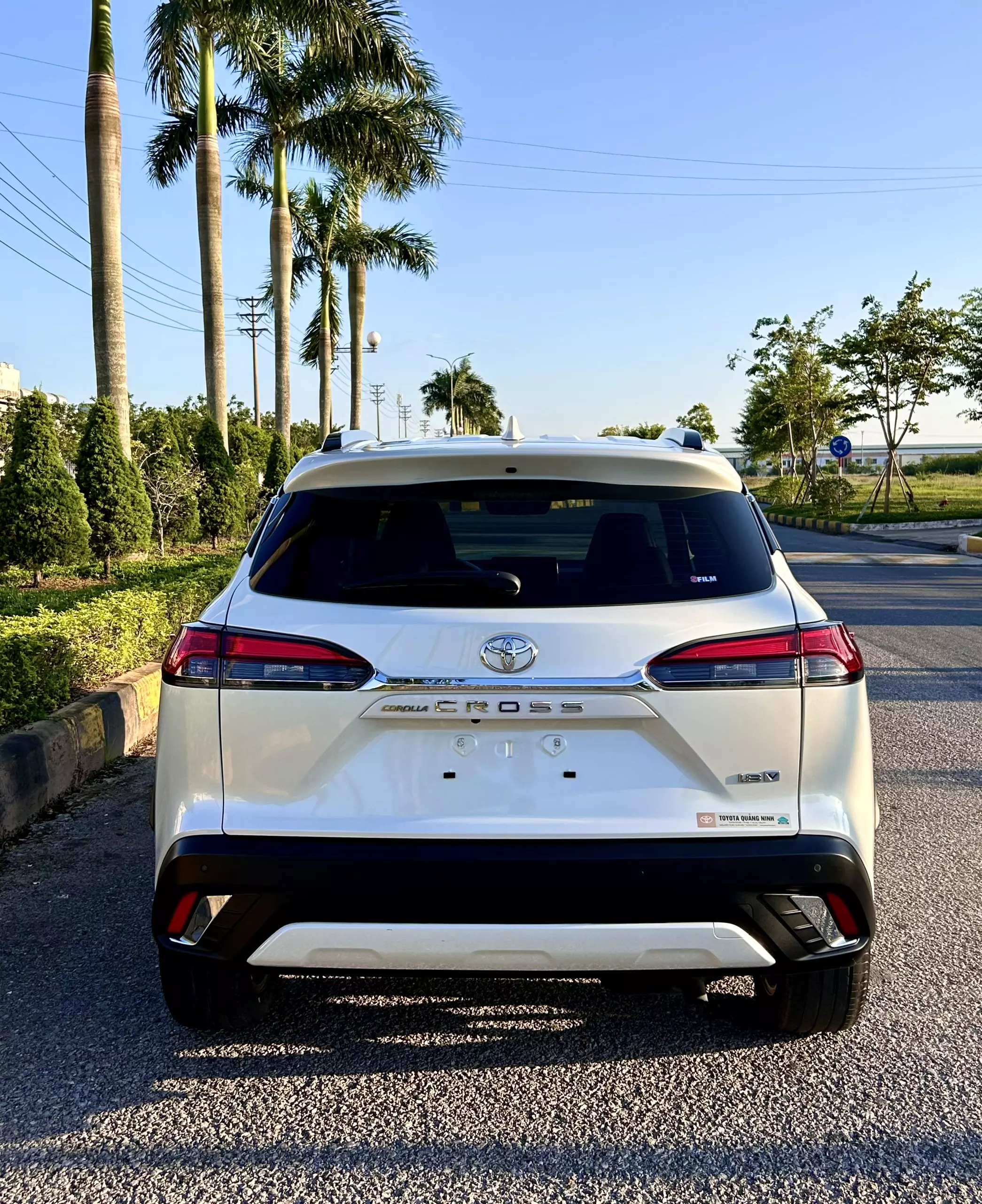 Cần bán Toyota Cross 1.8V Nhập Khẩu Thái Lan, sản xuất năm 2021.-1