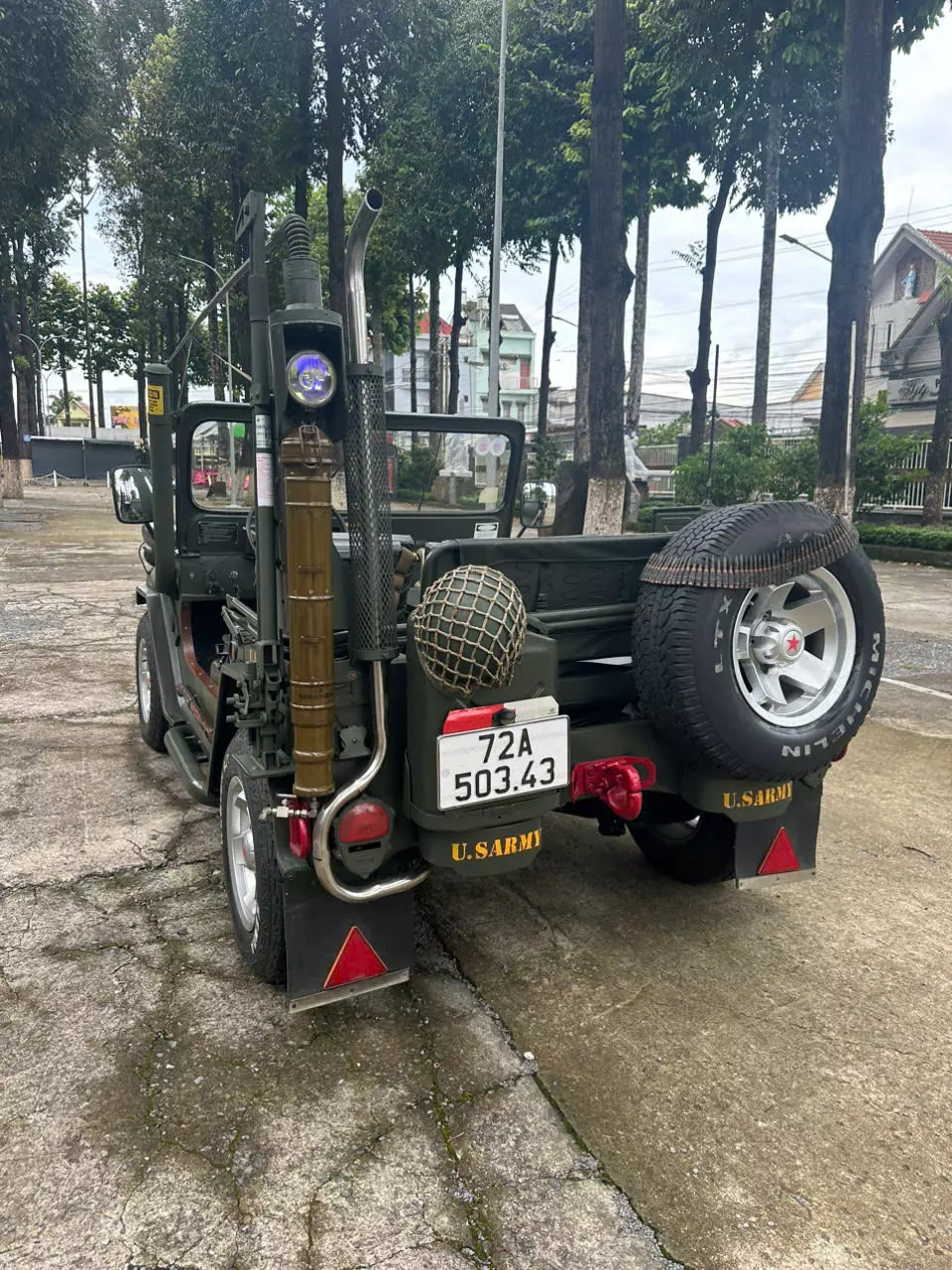 Cần bán nhanh xe Jeep Lùn A2 sx truoc 1975.-2