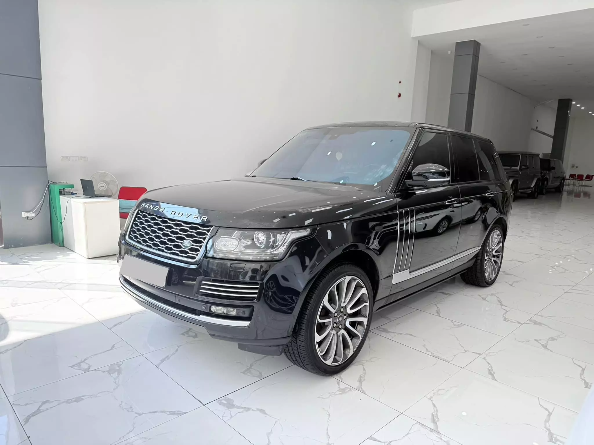 Bán Range Rover Autobiography 5.0, sản xuất 2015, xe siêu mới.-1