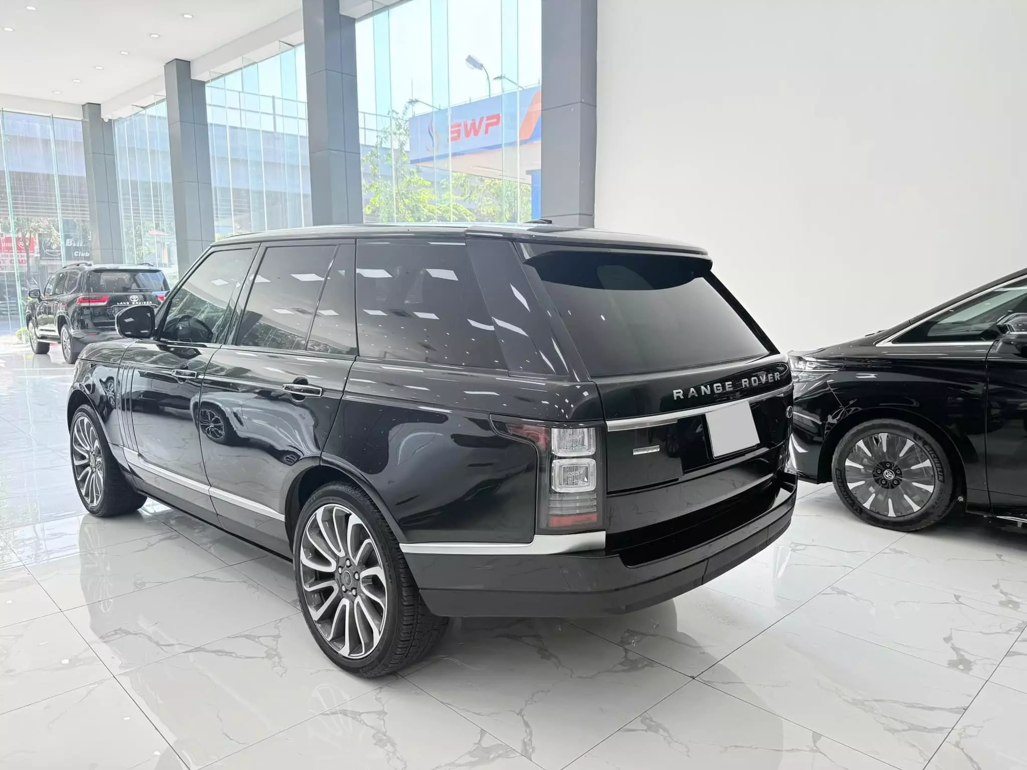 Bán Range Rover Autobiography 5.0, sản xuất 2015, xe siêu mới.-5