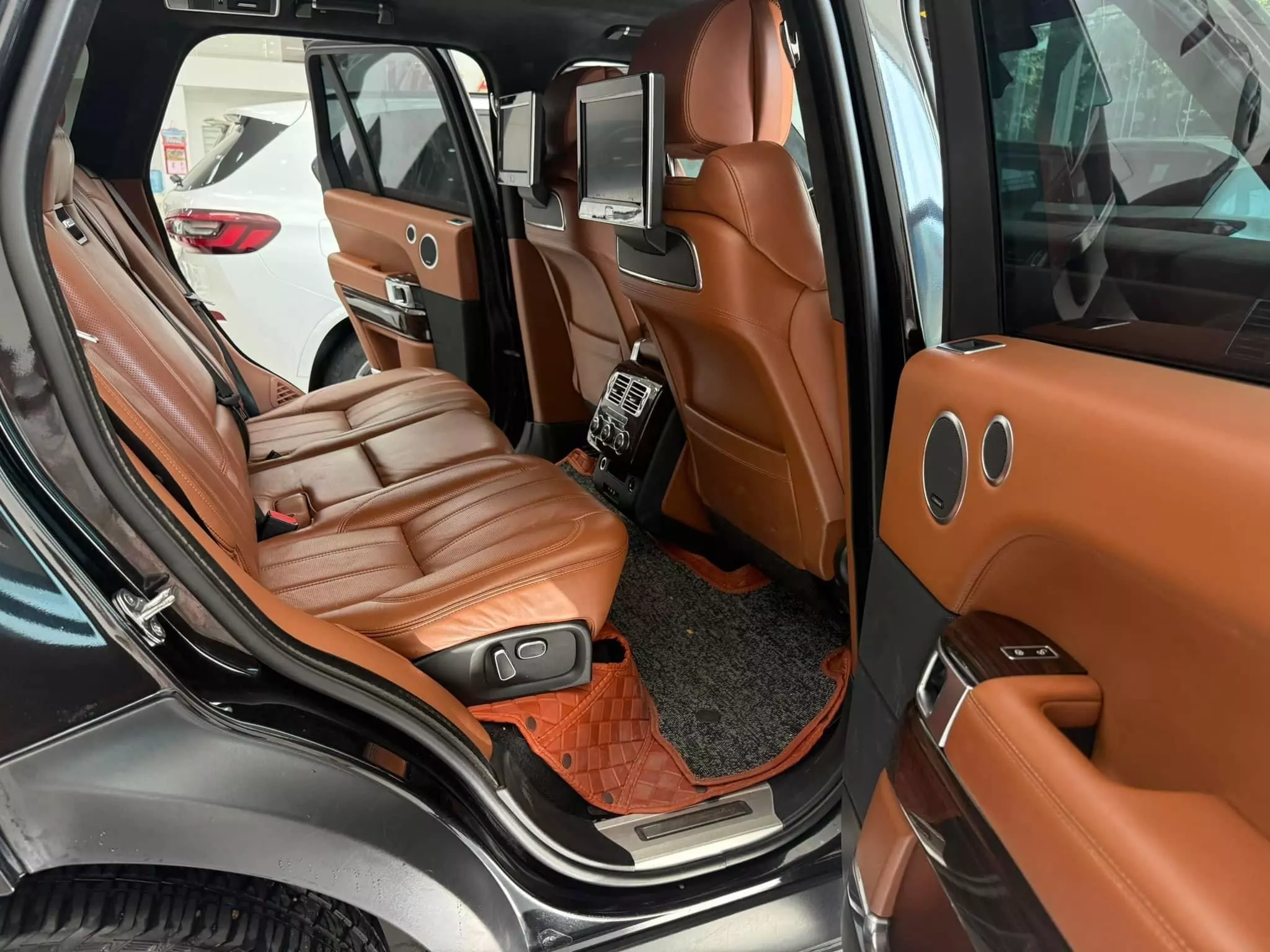 Bán Range Rover Autobiography 5.0, sản xuất 2015, xe siêu mới.-8