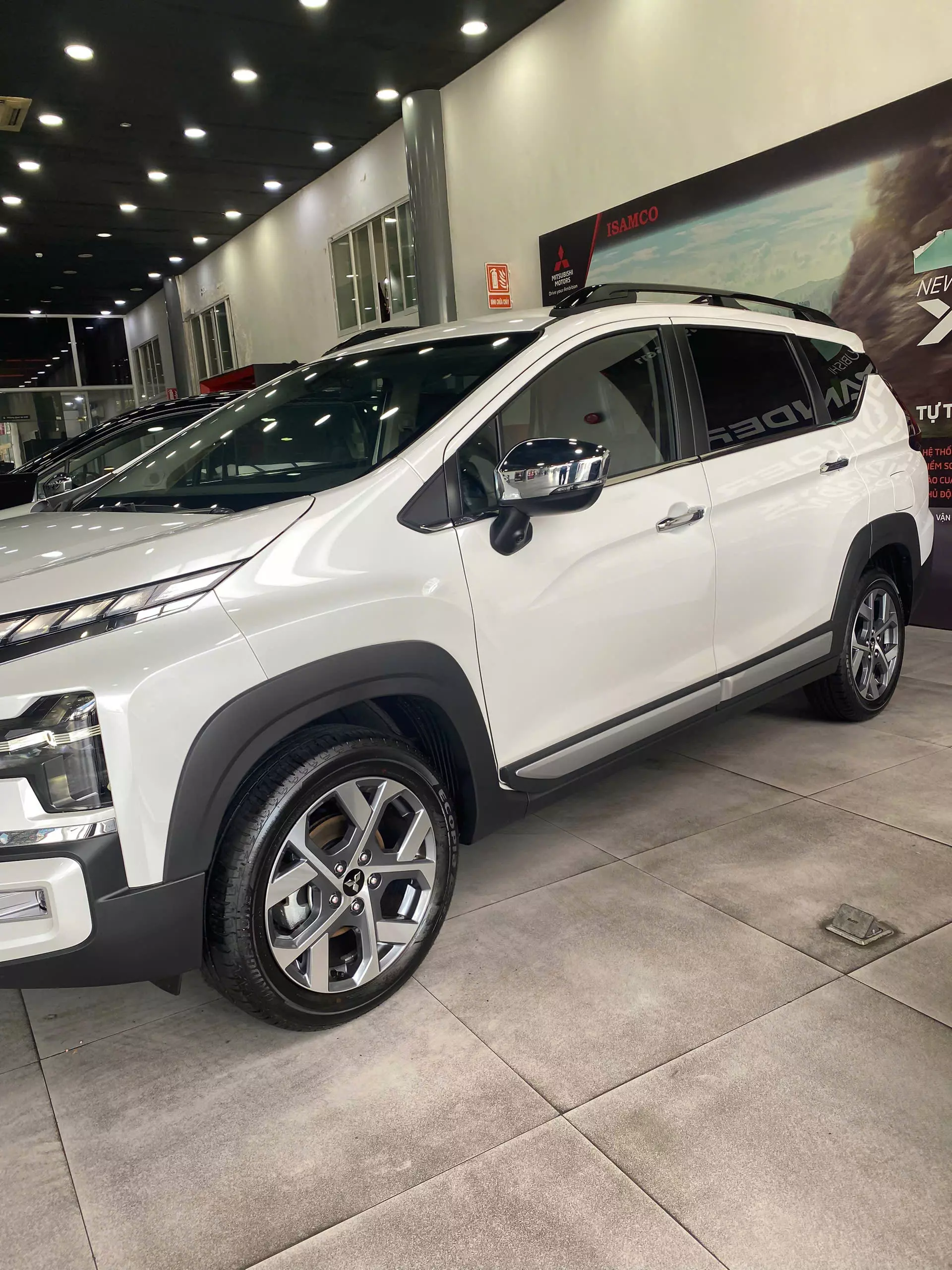 [PHẢI XEM] Mitsubishi Xpander Cross 2024 - Hỗ trợ 100% thuế trước bạ-3