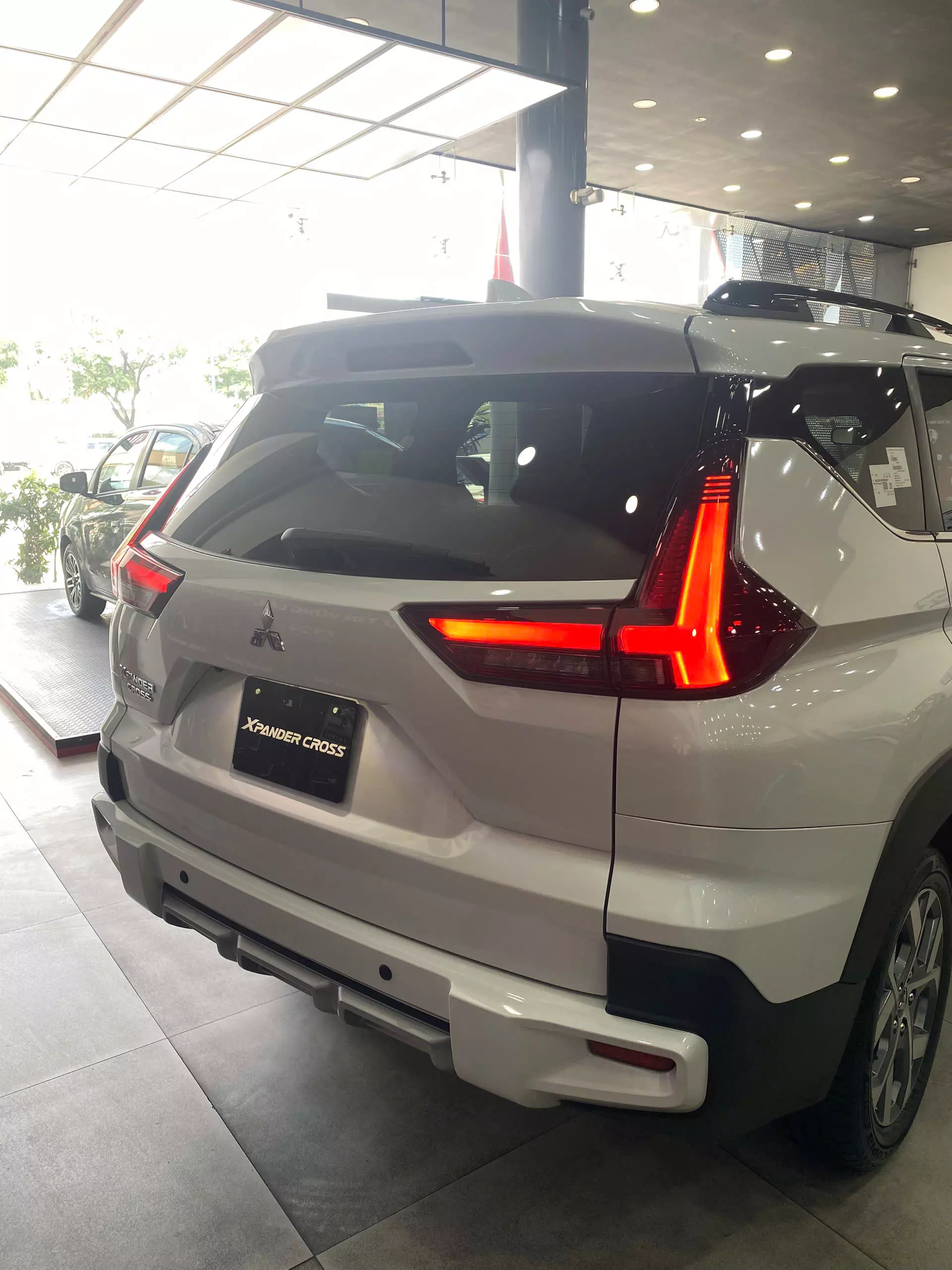 [PHẢI XEM] Mitsubishi Xpander Cross 2024 - Hỗ trợ 100% thuế trước bạ-4