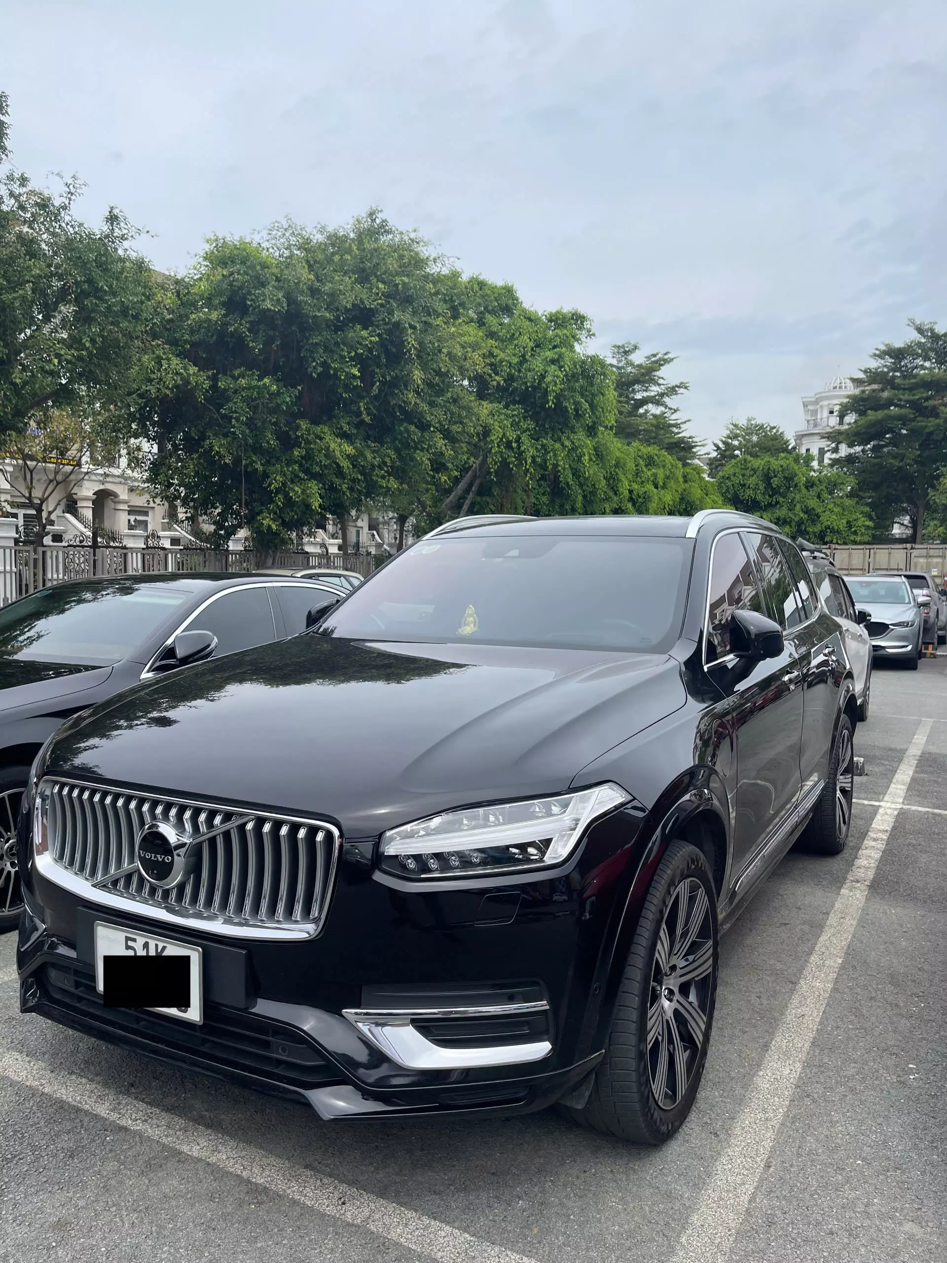 Cần bán gấp Volvo XC90 2021, màu đen-2