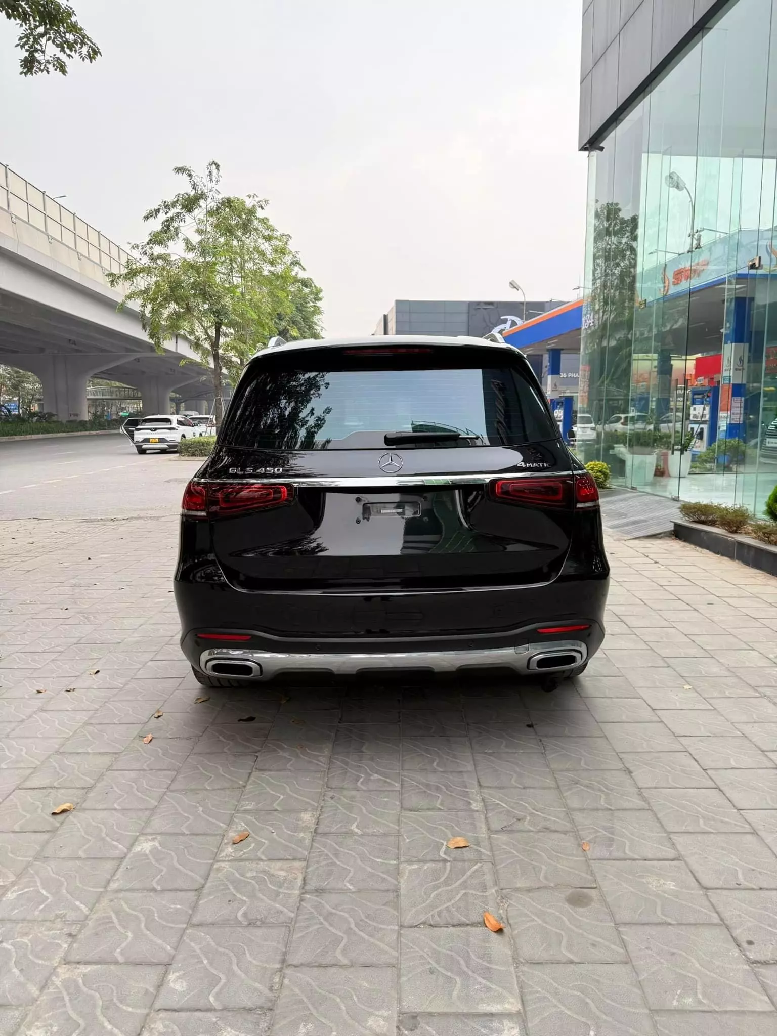 Bán Mercedes GLS450 4 Matic sản xuất 2022, 1 chủ, xe mới 99%.-4