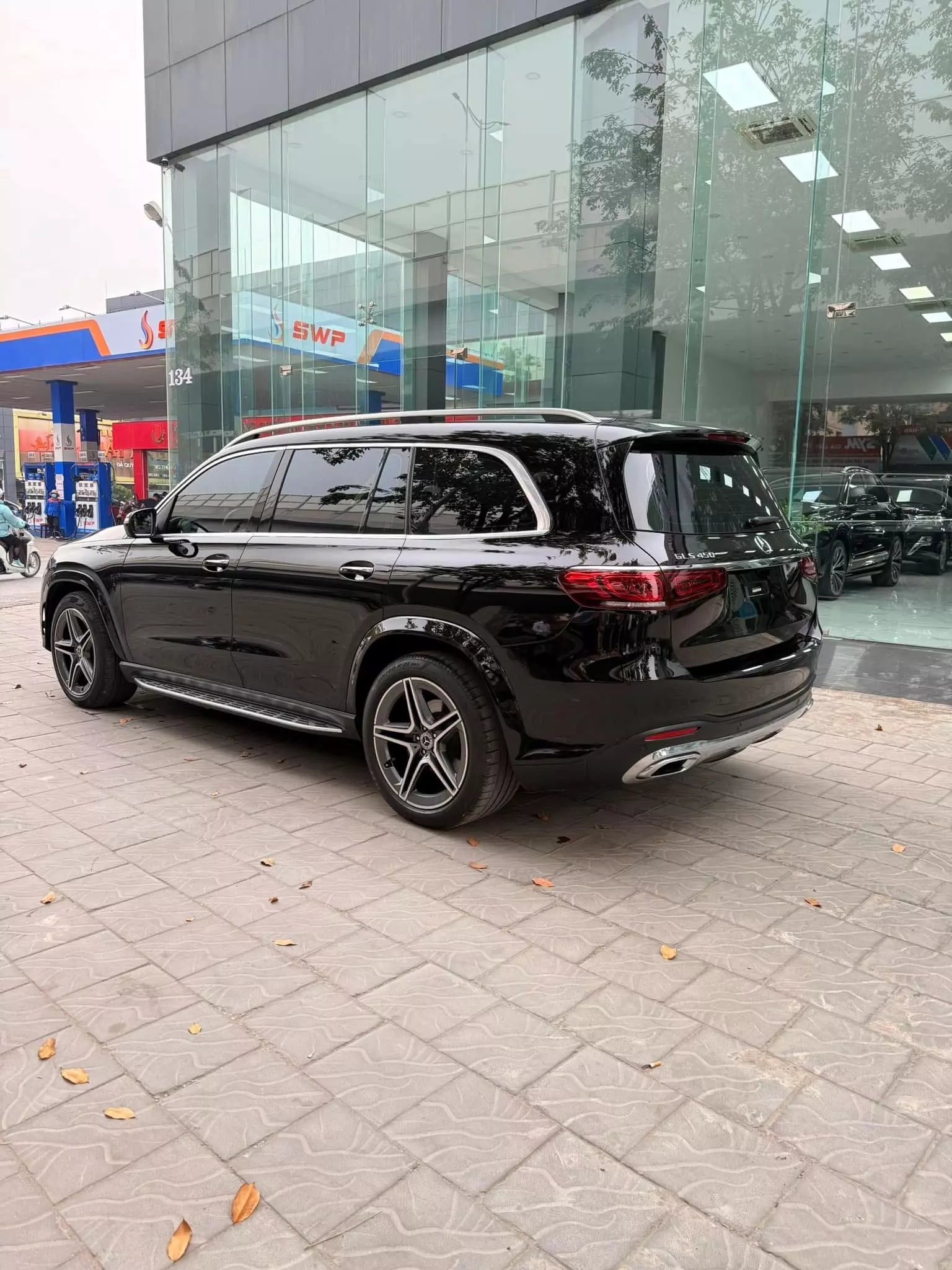 Bán Mercedes GLS450 4 Matic sản xuất 2022, 1 chủ, xe mới 99%.-5