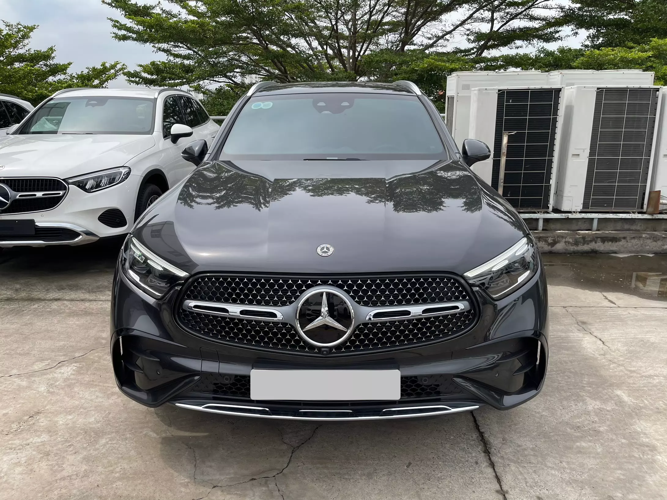 Mercedes-Benz GLC 300 Lướt Chính Hãng Đi 5.000 Km, Giá Chỉ 2 Tỷ 6-14