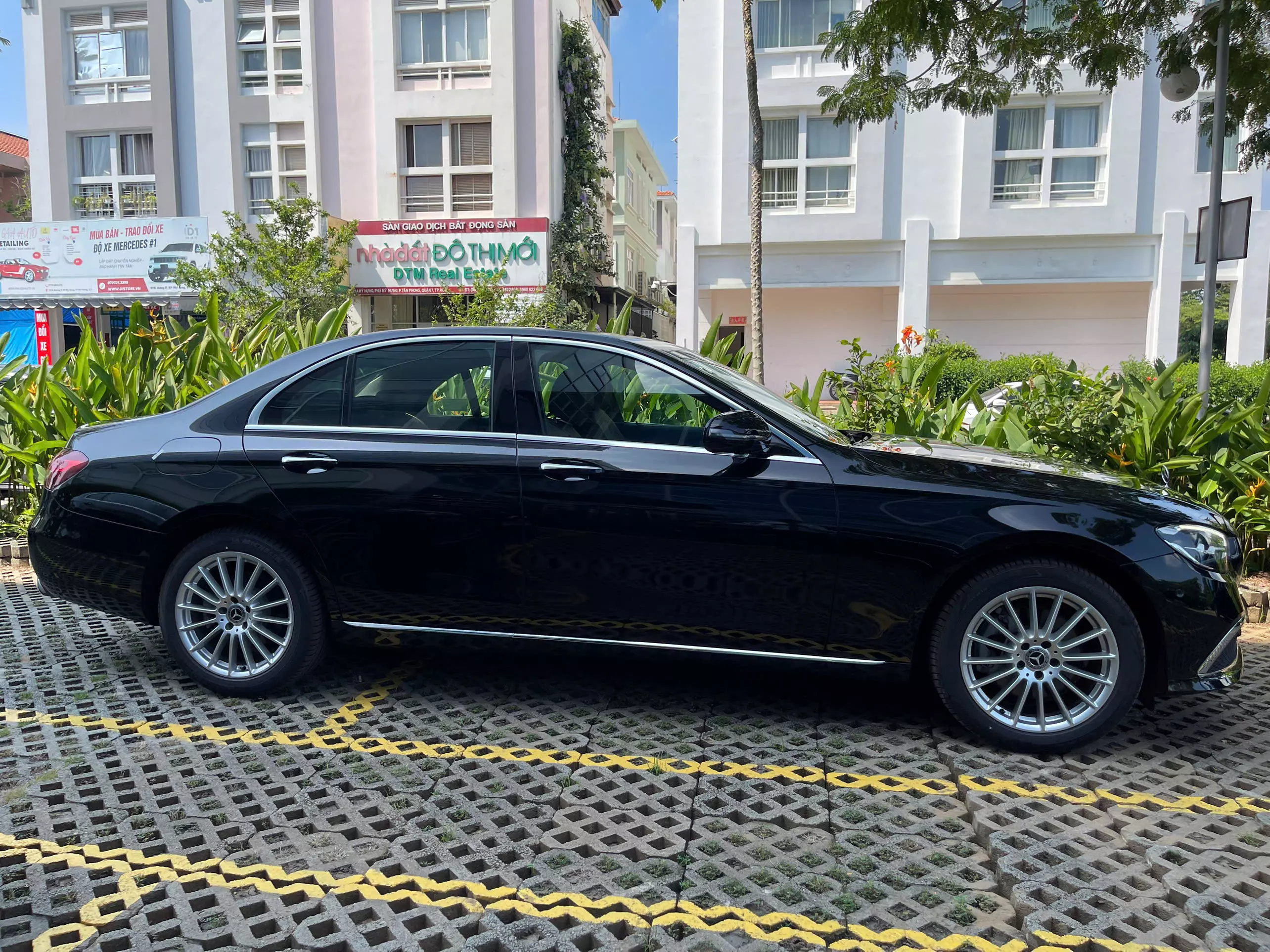 Bán Mercedes E200 Siêu Lướt Chính Hãng, Chỉ Đi 2.000 Km Rẻ Hơn 300Tr-7