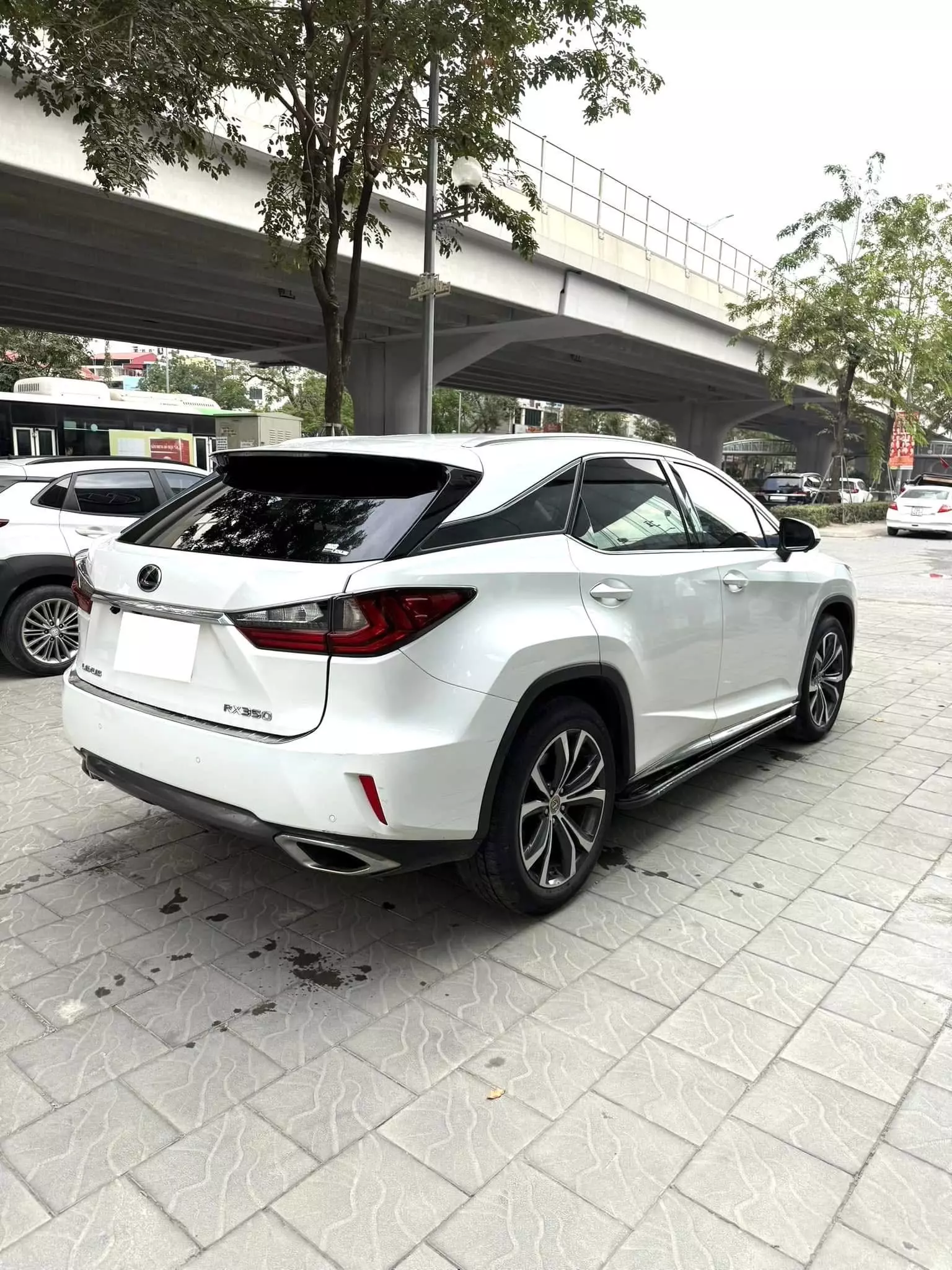 Bán Lexus RX 200T sản xuất 2016, lăn bánh hơn 7 vạn km. Xe cực mới.-4