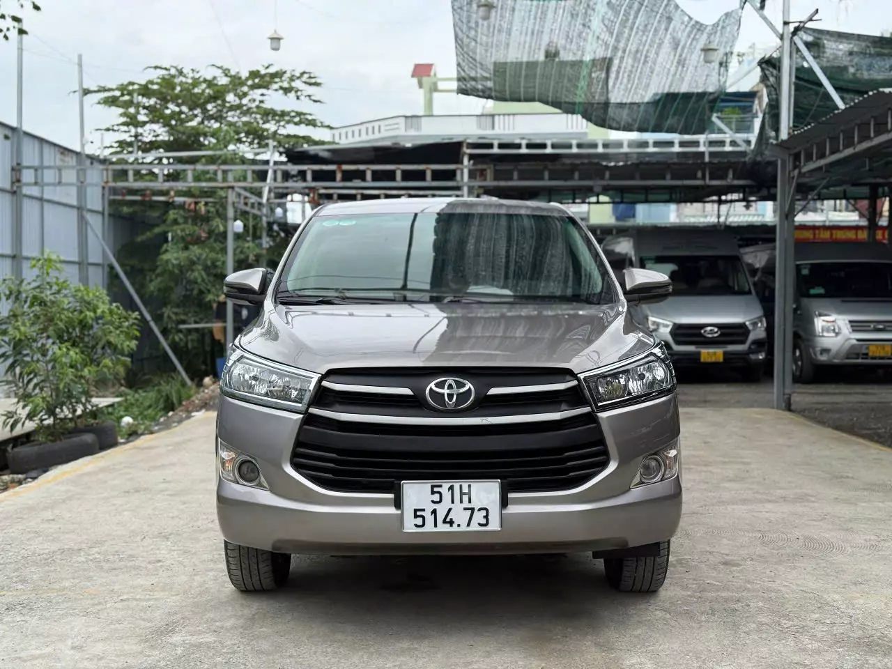 Chính chủ bán xe Innova 2019 2.0E Sàn tự động-4