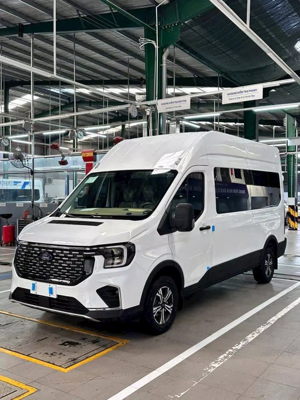 Giải pháp kinh tế hàng đầu cho nhà đầu tư - Ford Transit.-1