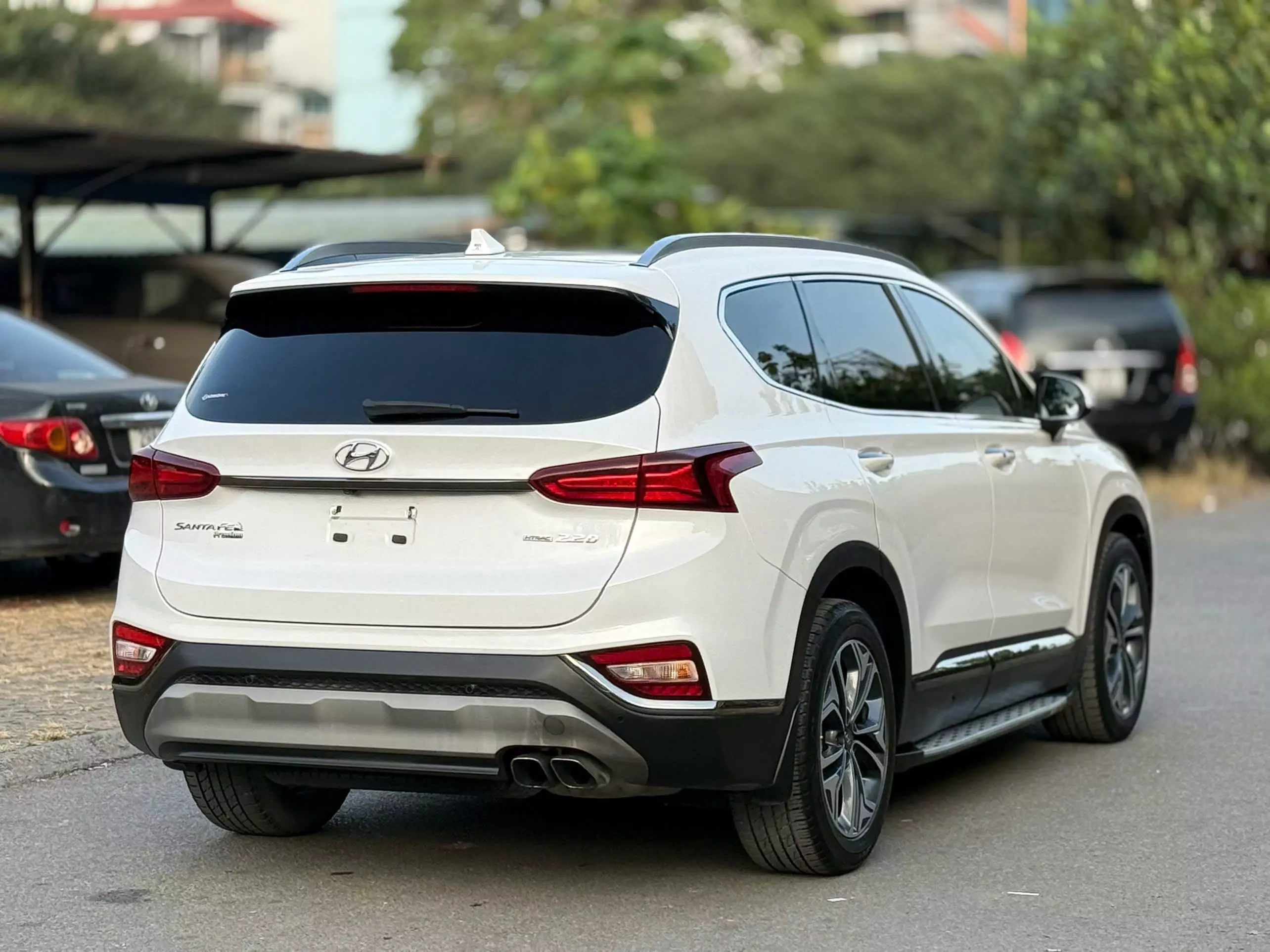 Santafe Premium 2.2D máy dầu cao cấp sx 2020 -1