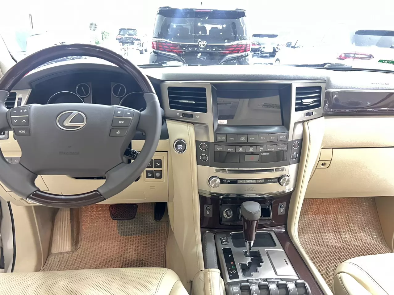 Lexus LX570 bản Xuất Mỹ sản xuất năm 2014 đẹp xuất sắc hàng hiếm gặp.-10