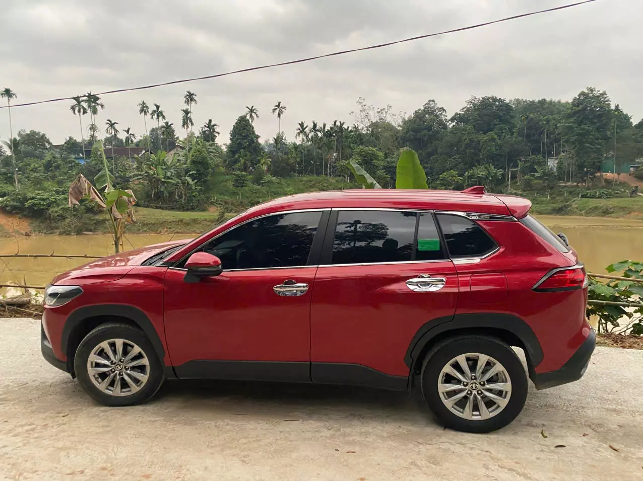 Chính chủ cần bán xe Toyota corolla Cross 2020-2