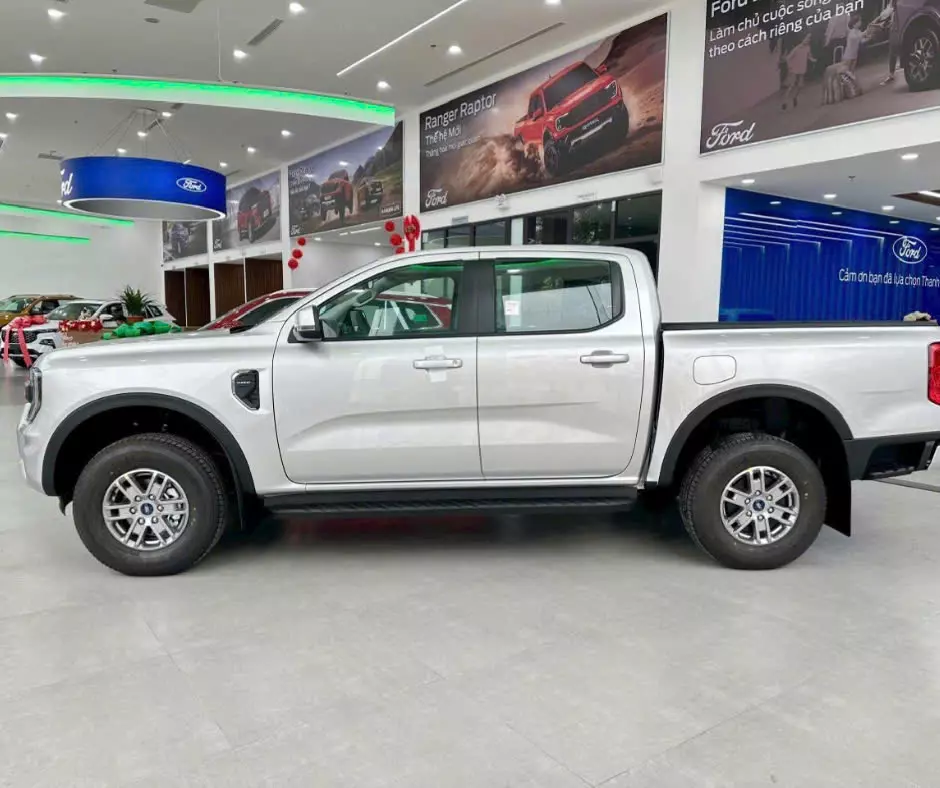 Hotline: 0938197663   ►Phiên bản: FORD RANGER XLS 4X2 AT MỚI 100% -2