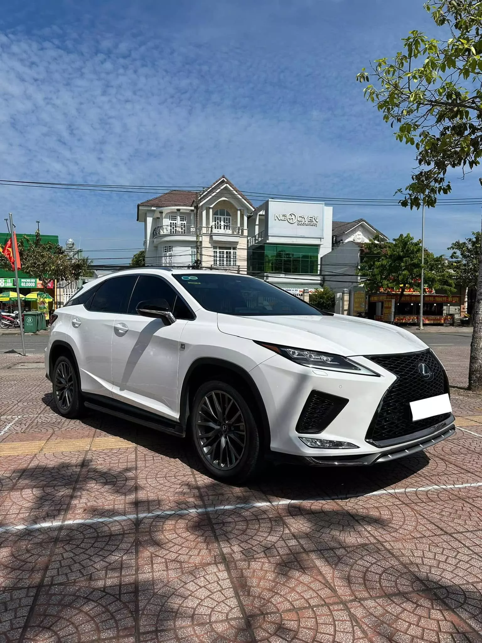 Lexus RX300 Fsport sản xuất 2021, lăn bánh hơn 2 vạn Km, tên công ty.-1