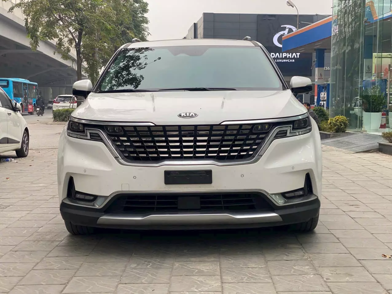 E bán chiếc xe siêu đẹp KIA CARNIVAL Signature 3.5 máy xăng năm 2021-0