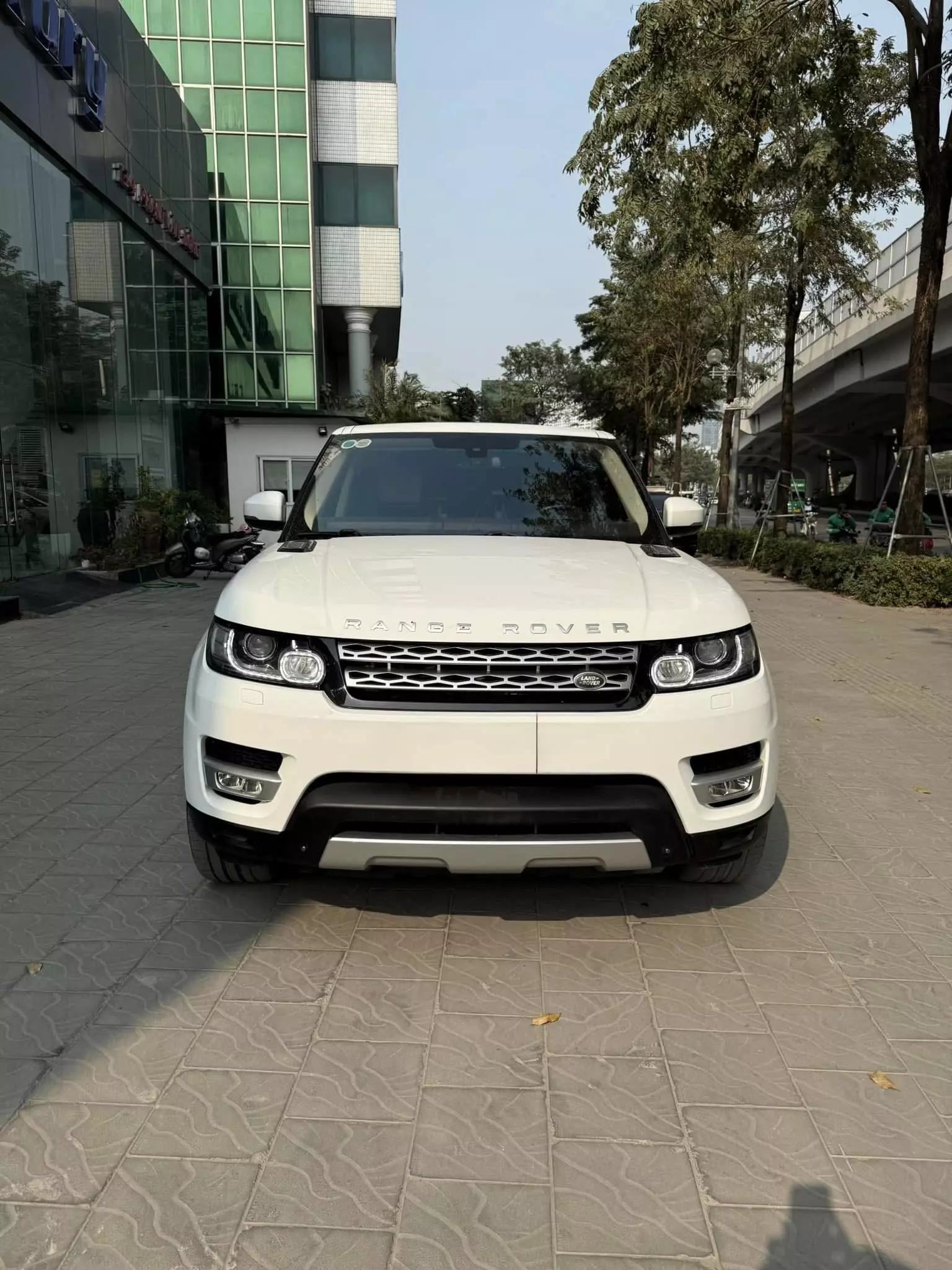 Bán Range Rover Sport Autobiography 3.0L, 07 chỗ, sản xuất 2013.-0