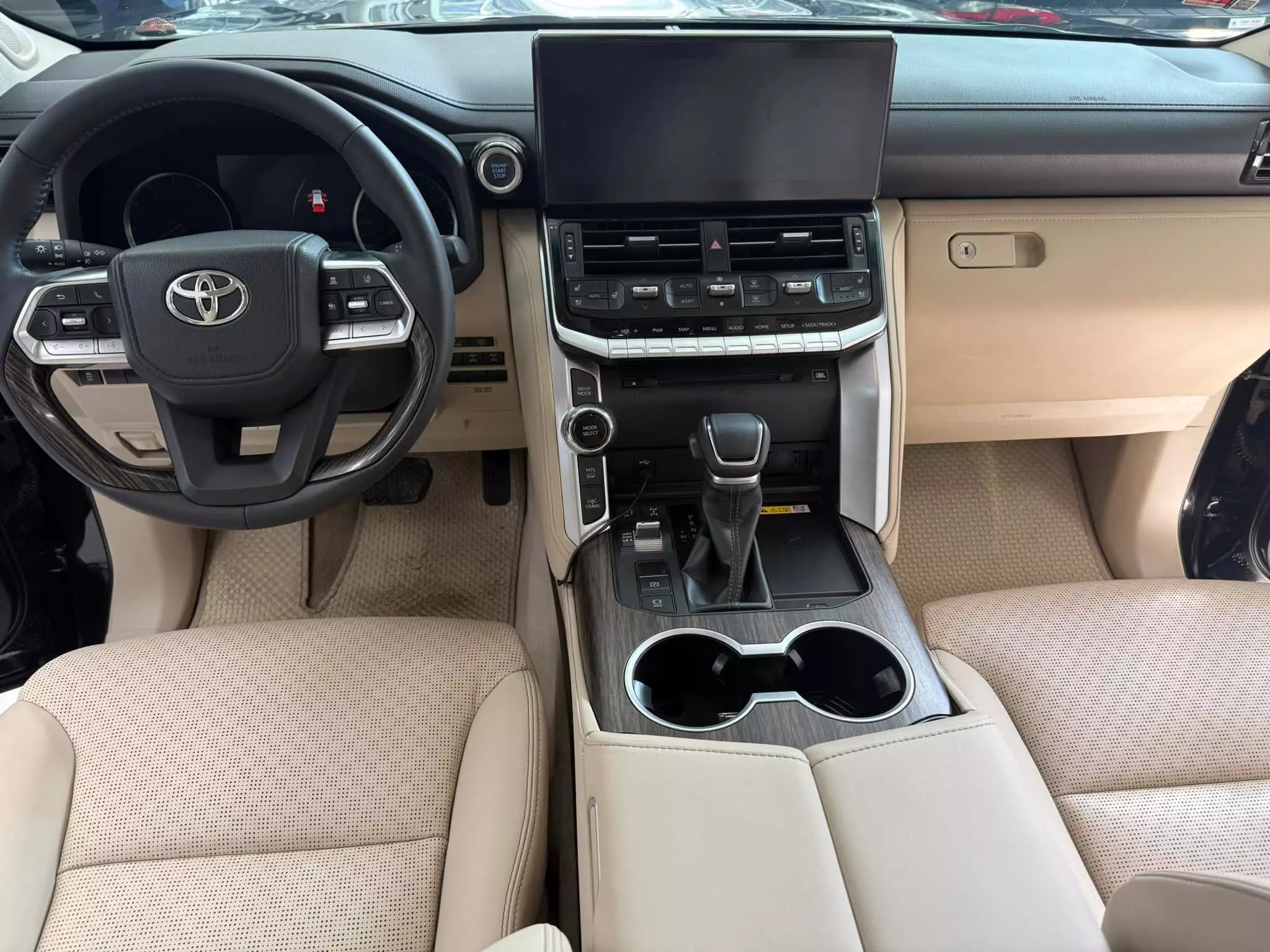 Bán Toyota Land Cruiser LC300 sản xuất 2022.-7