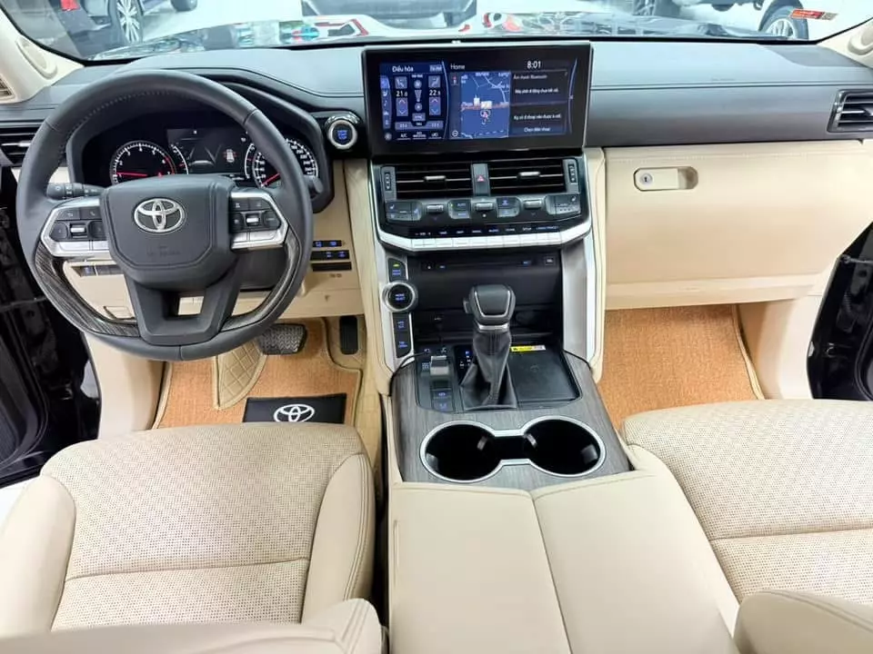 Toyota Land Cruiser LC300 sản xuất 2022, 1 chủ Hà Nội.-8