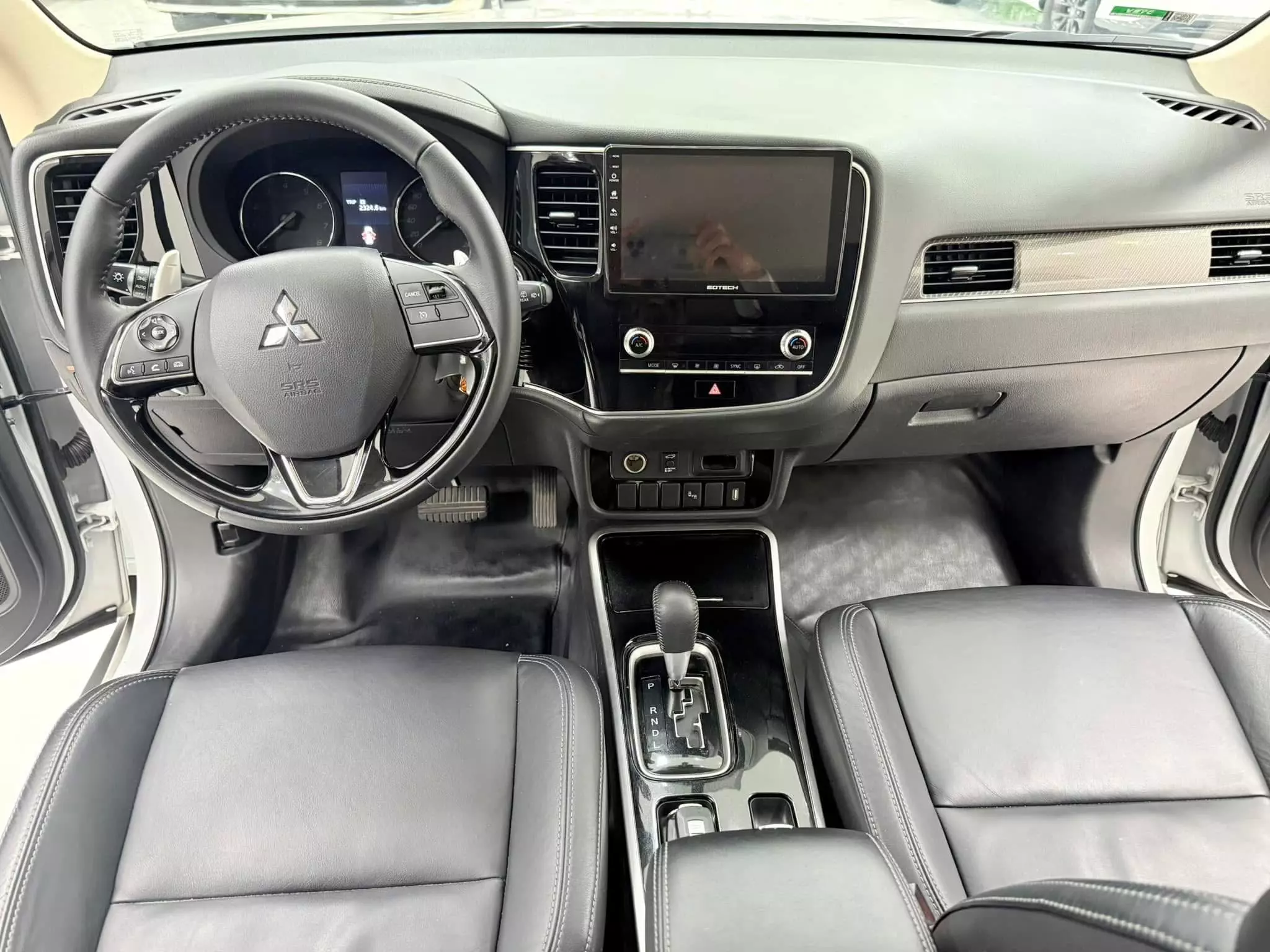 Bán Mitsubishi Outlander Premium 2.0 CVT sản xuất 2020-8