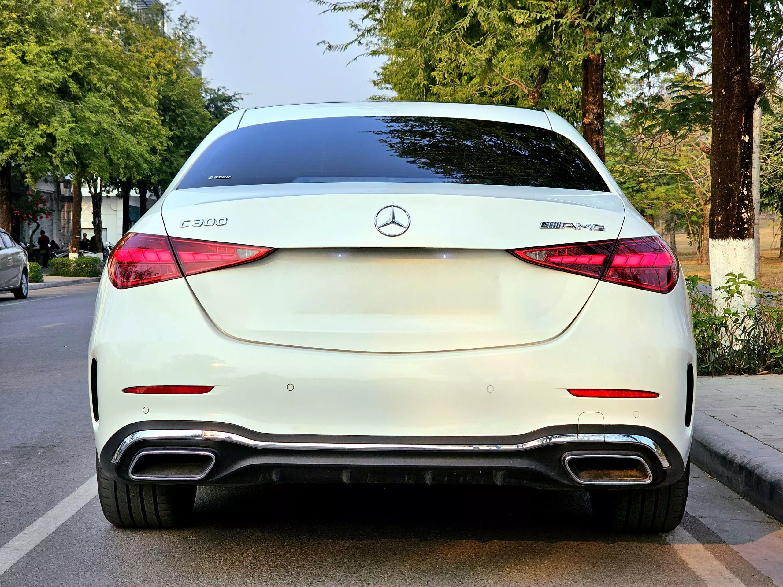 Mercedes C300 AMG 2022-4