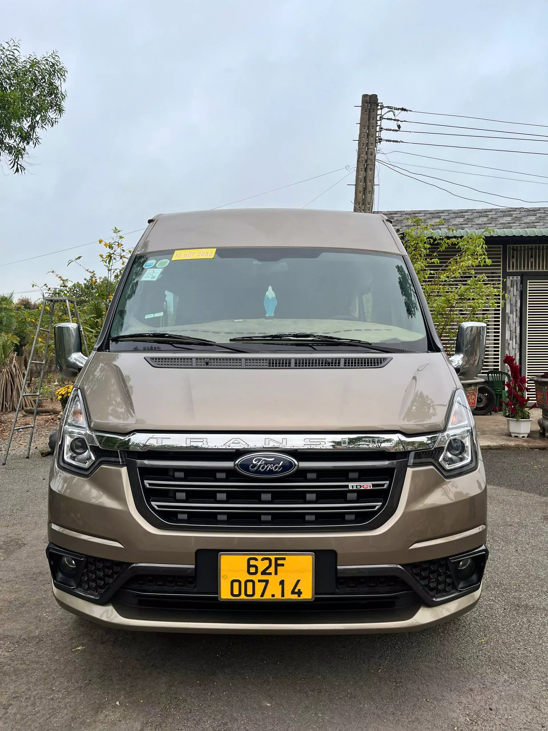 Ford Transit 2023 - 29529 km- 750 triệu-0