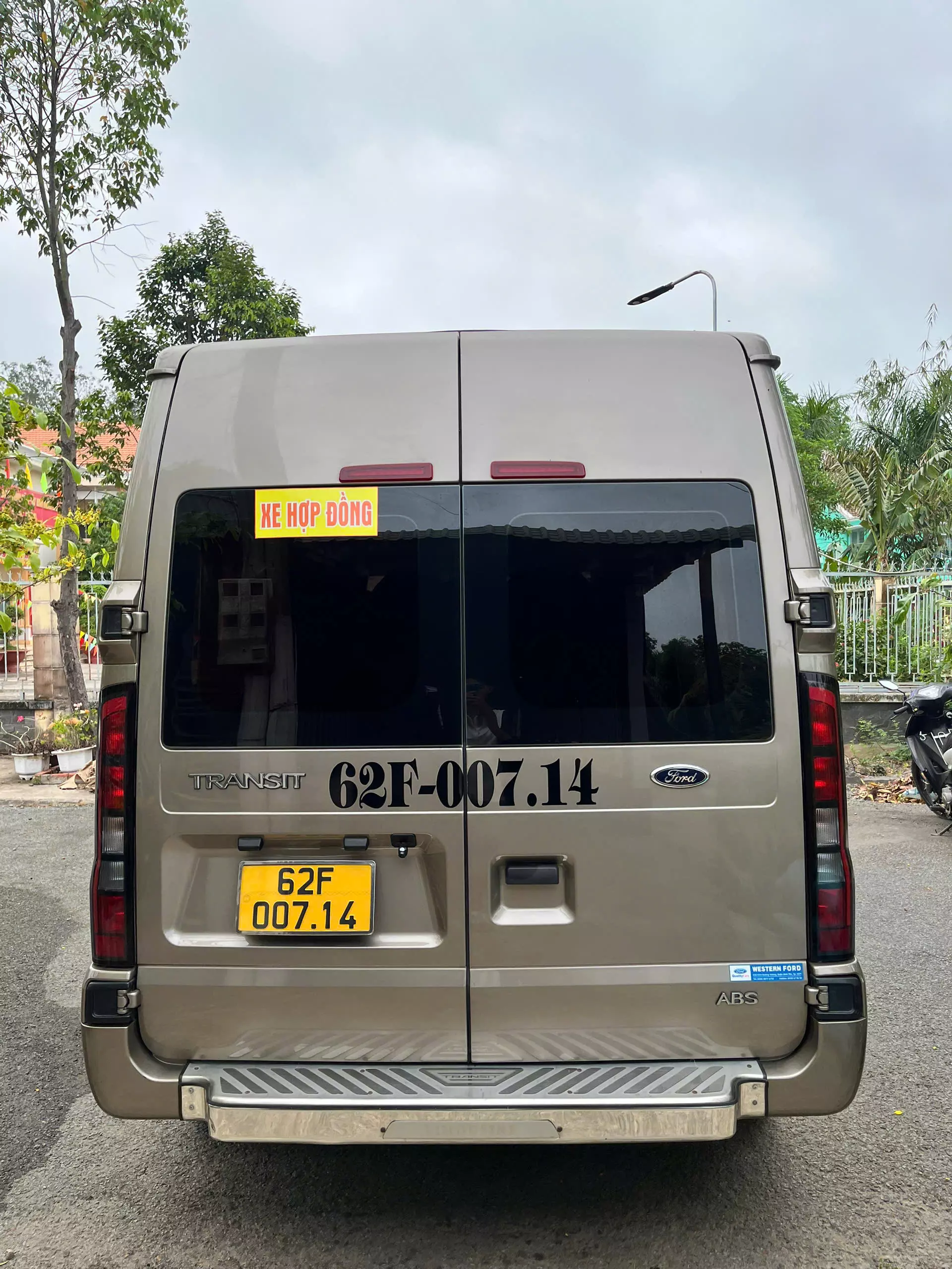 Ford Transit 2023 - 29529 km- 750 triệu-7