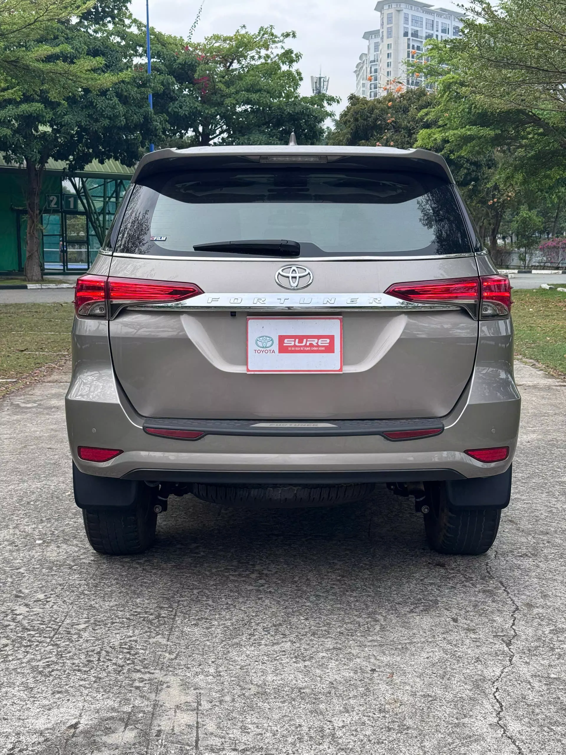 Chính chủ bán xe Toyota Fortuner 2.4G số tự động-2