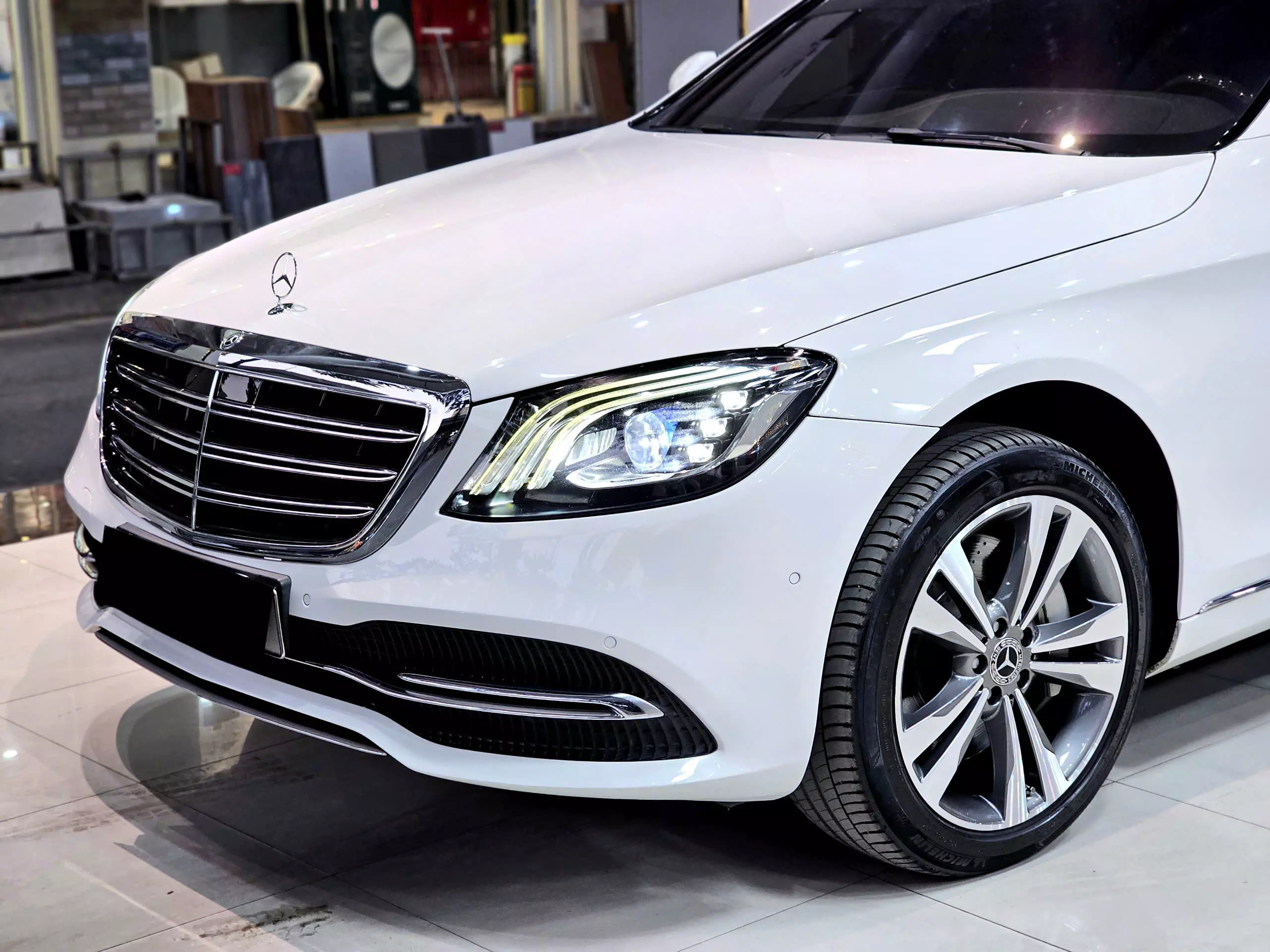 Mercedes  S450L Màu trắng / nội thất nâu -13