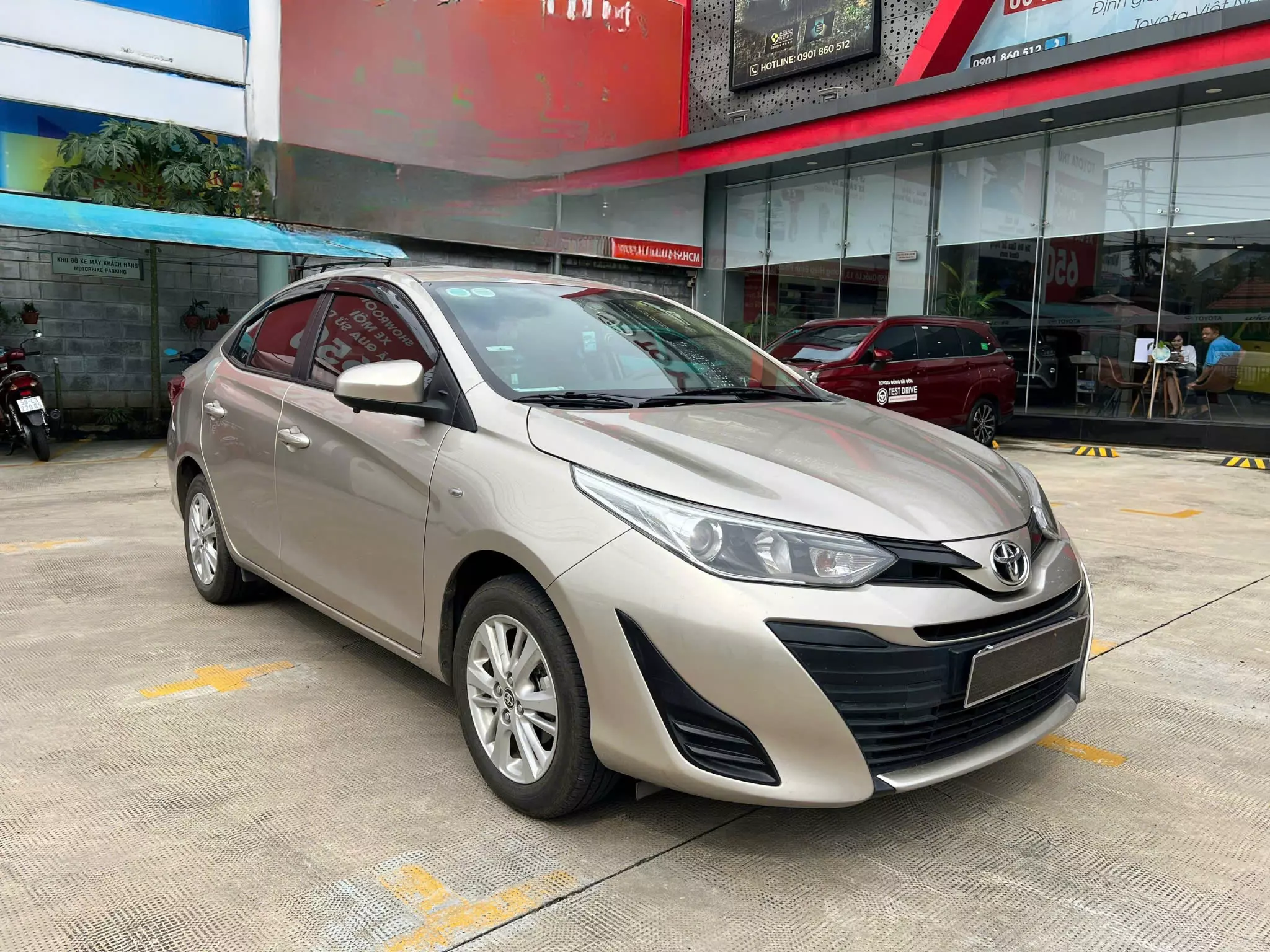 [Chính Chủ Cần bán] Toyota Vios 2019 số sàn, xe chuẩn gia đình mới đi 42.000 km, đầy đủ lịch sử hãng-2